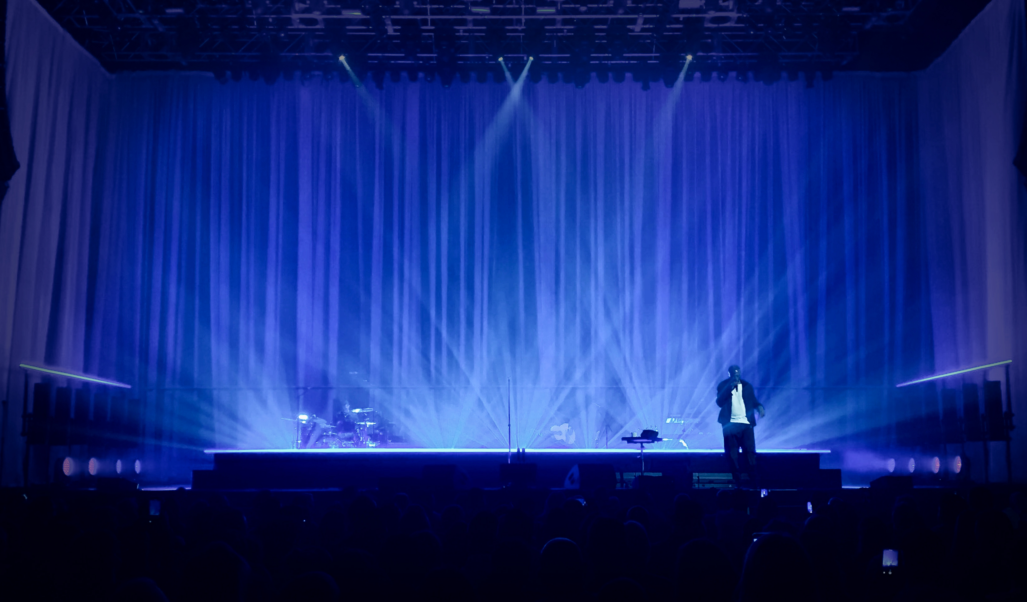 SEAL World Tour — metaform.studio