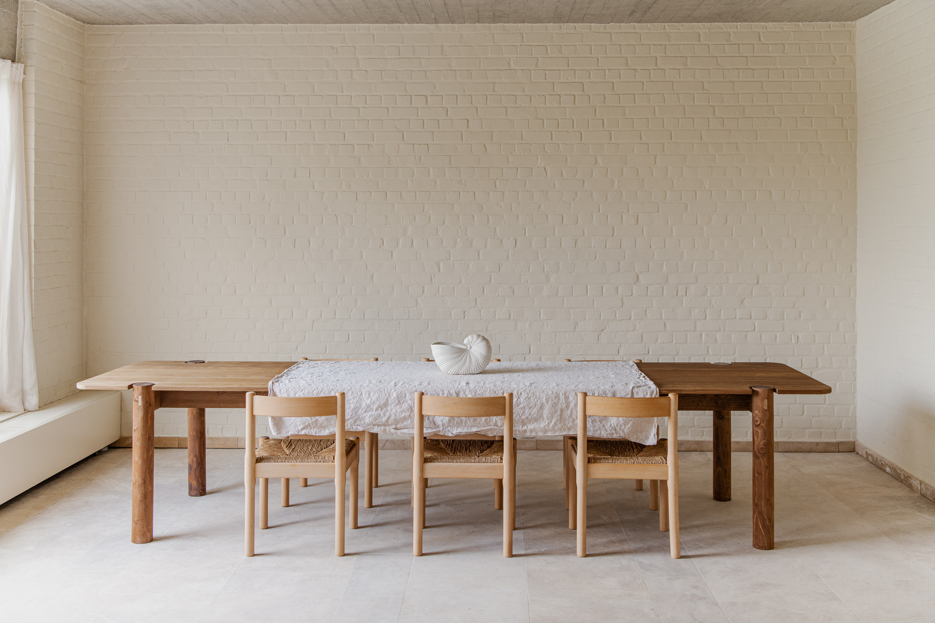 TB03 solid wood table