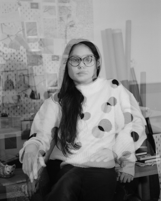Portrait of Ilayda Akarca shot by Uk-based photographer Shona Morgan