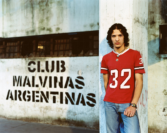 Zona Sur Barrio piedra buena, Buenos Aires. Maxi 2002 Edition: 3 numbered copies + 2 AP Inkjet print pigmentaries Fine Art 100 x 120 cm 