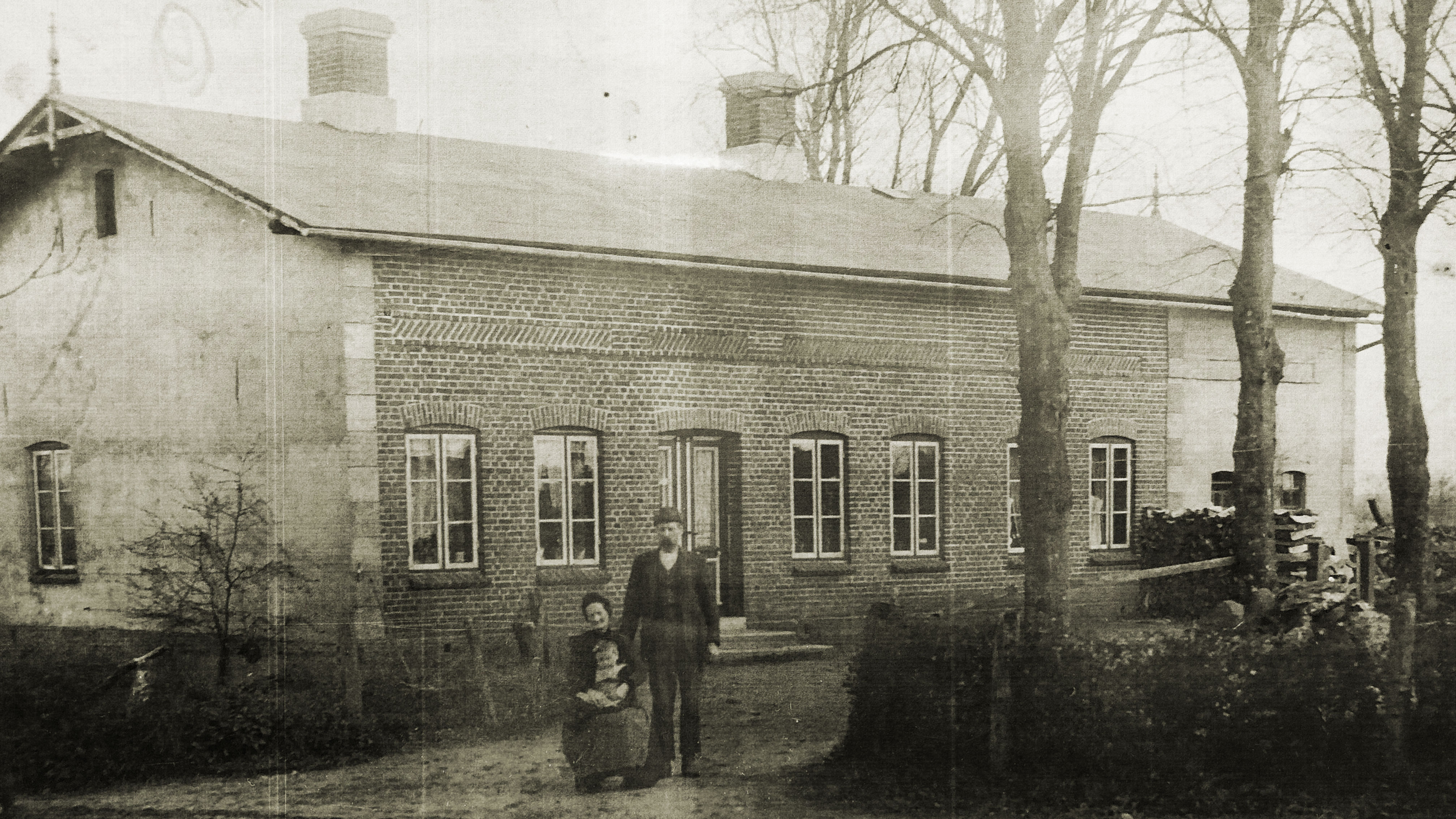 K003.Single-family house