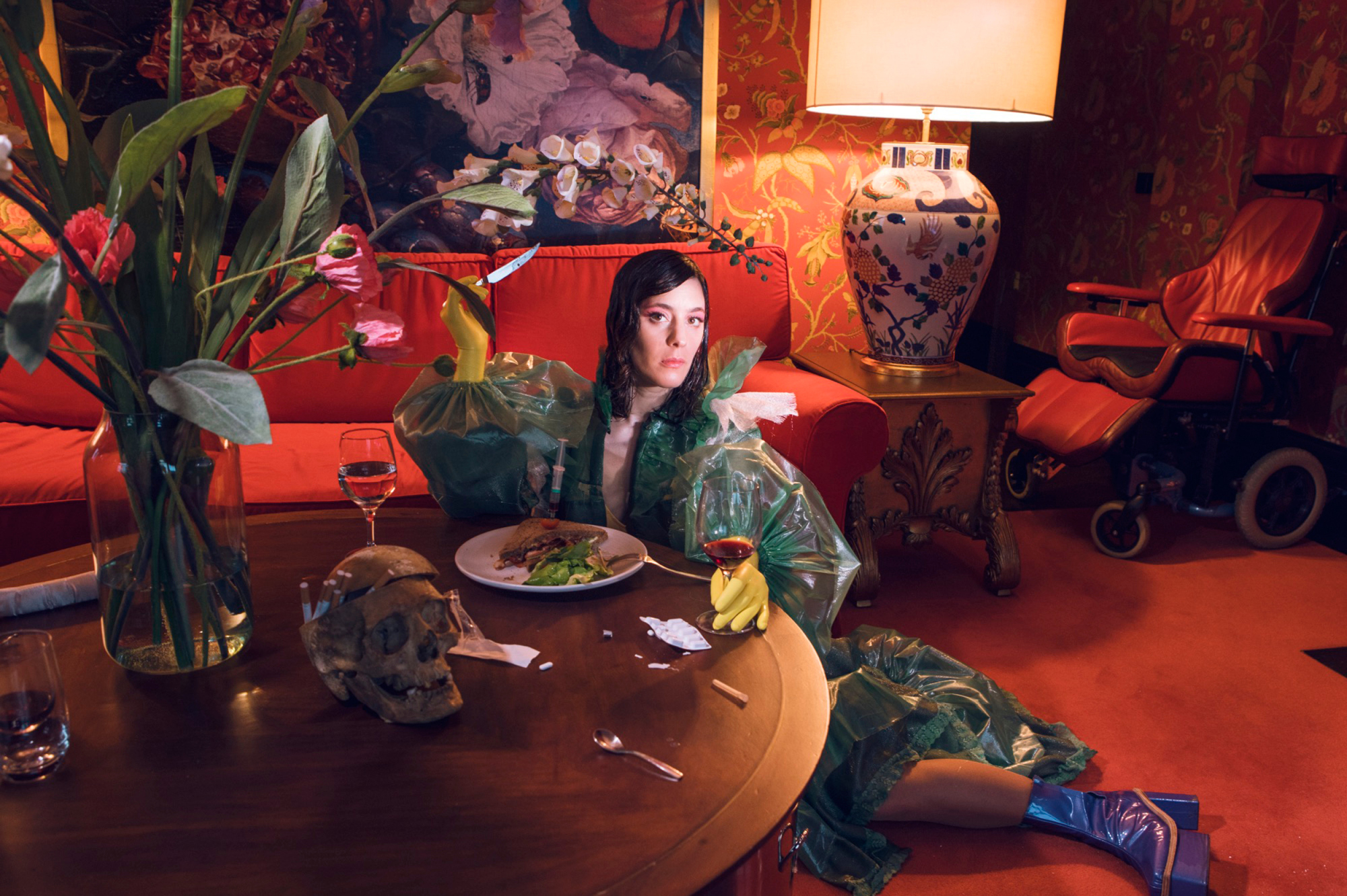 Naomi Velissariou, 2018, theatre show Permanent Destruction