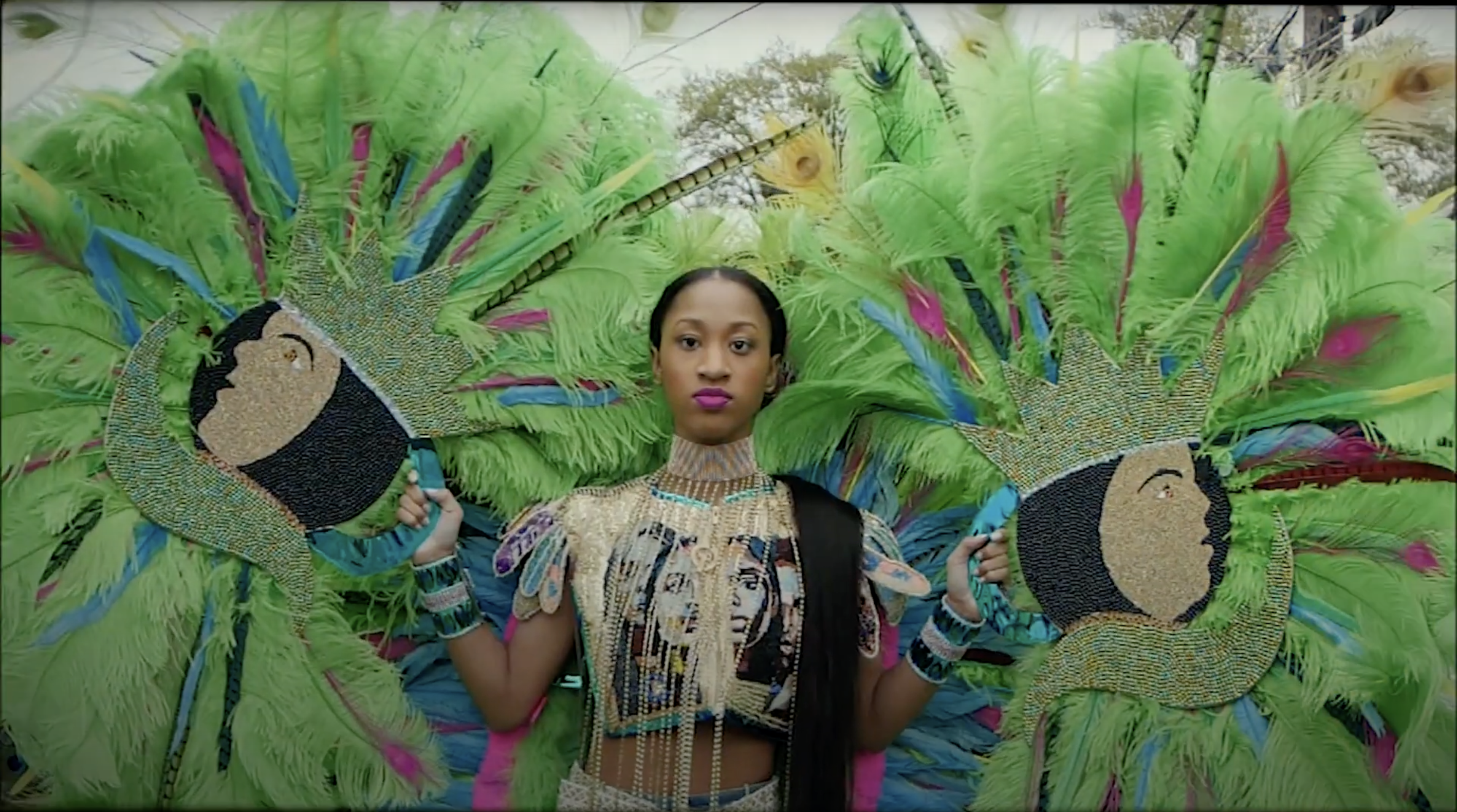 queen tahj x queen vogue