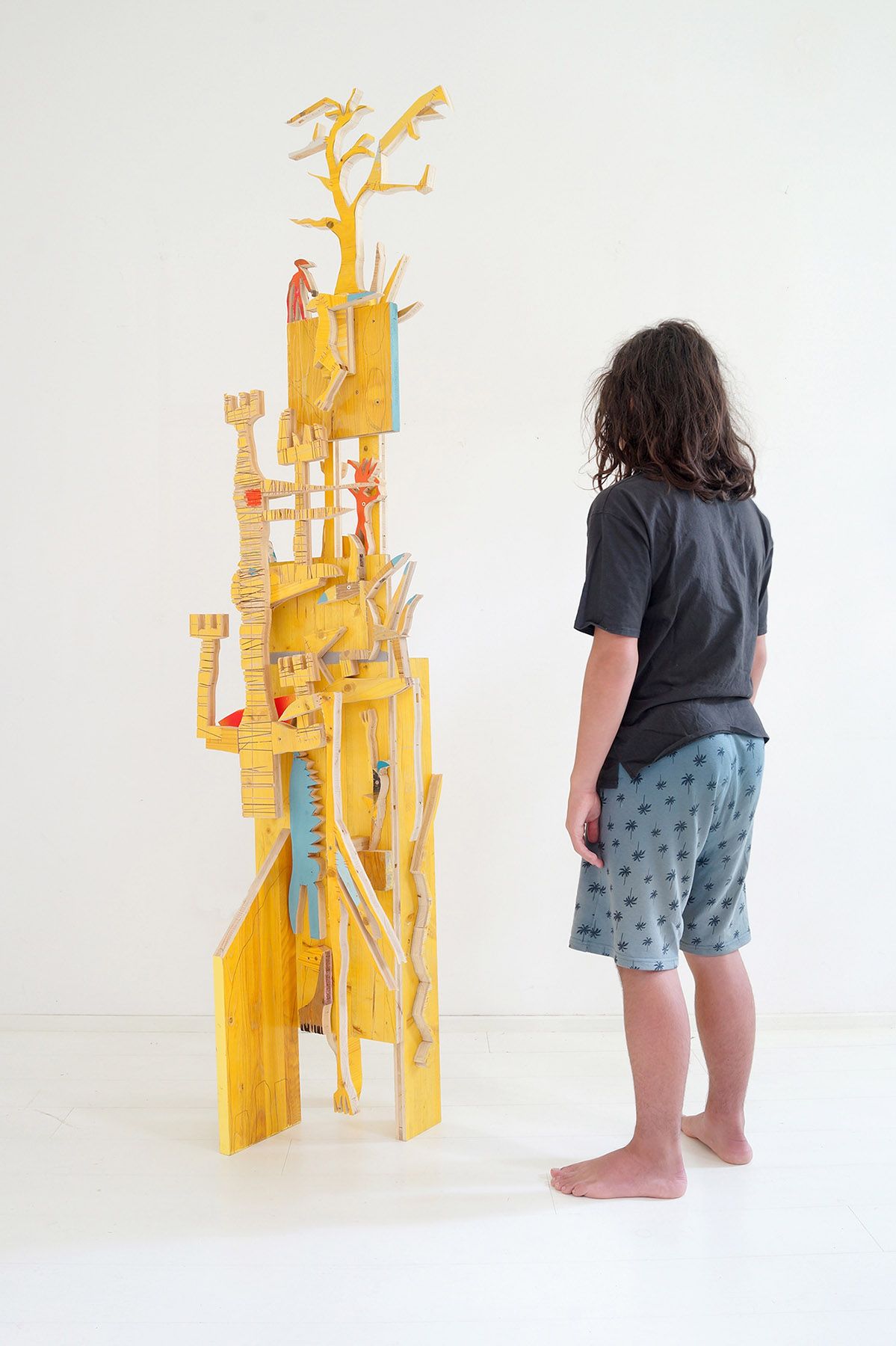 the arrival, project about language and communication in contemporary art, installation