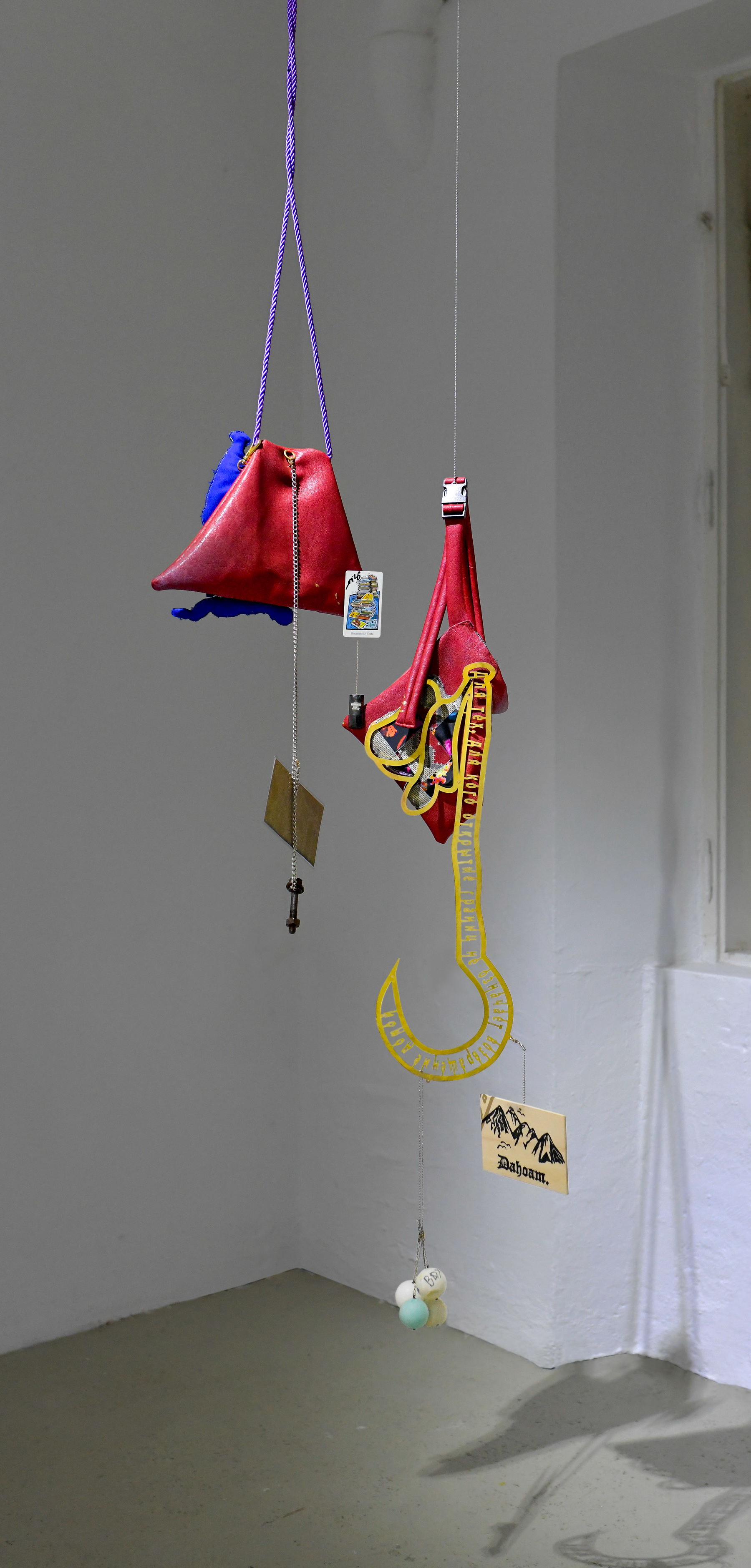 Olena Mytko_Accessory; Franziska Windolf with a quote paraphrasing Wladimir Nikolajewitsch Woinowitsch_'To those, for whom opening the borders does not mean returning home.'; Manuel Friedrich_Stardust; Smadlmachts_Dahoam; Anonymous_Lover of order; Miriam Worek_Collected values; Ping-Pong group_Core. Image: Tom Hauzenberger.