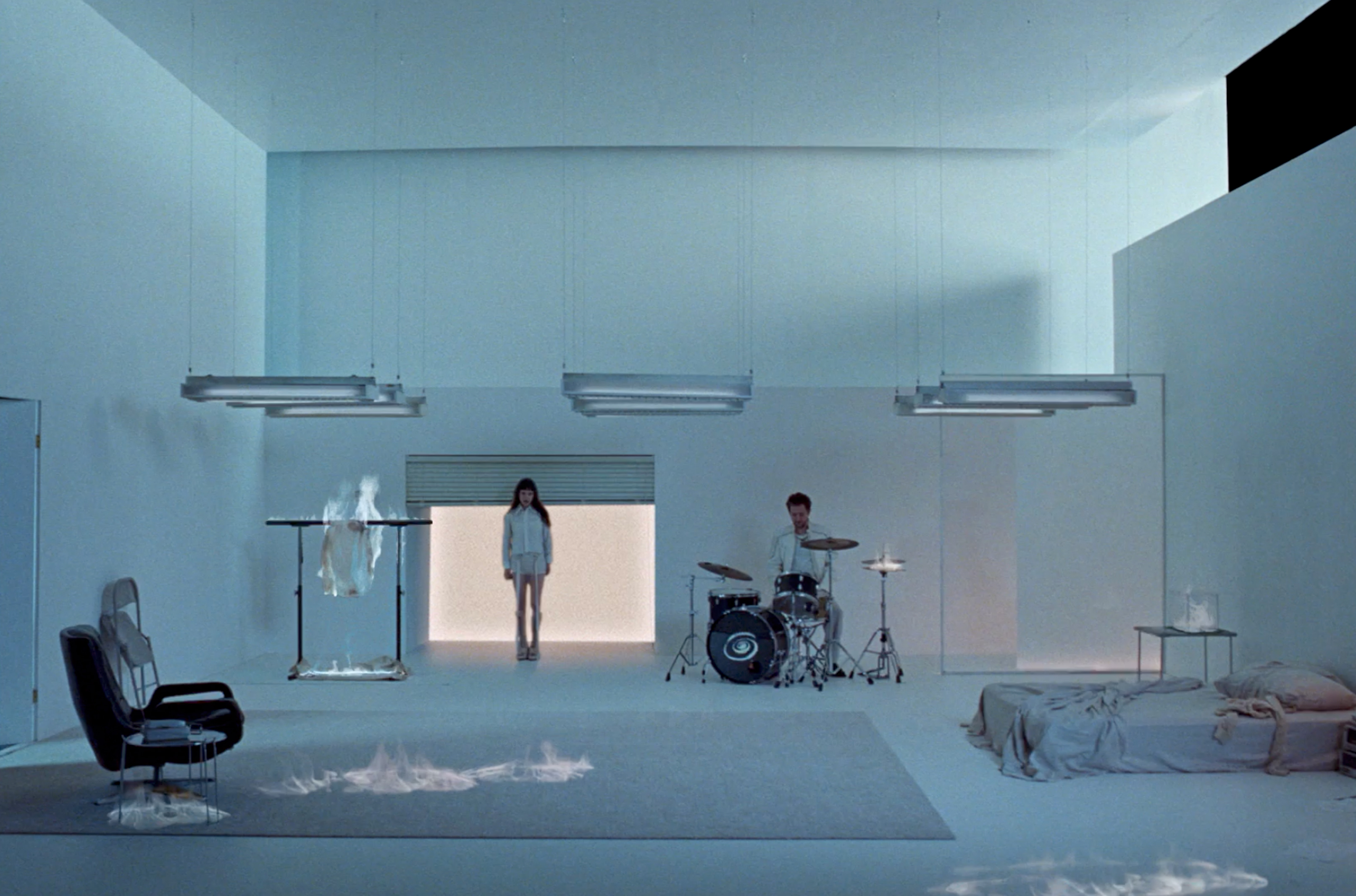 The Marías 'Back to me'