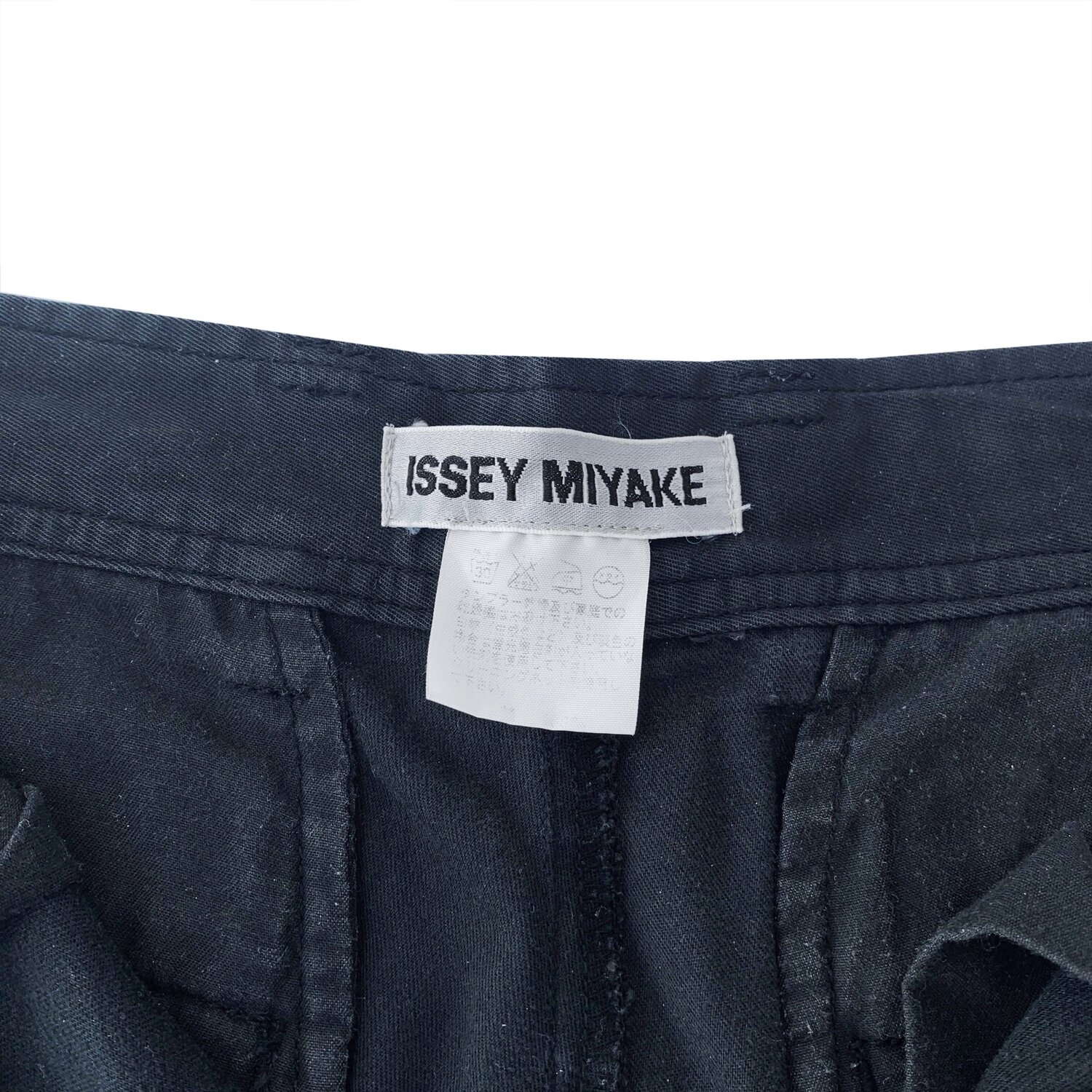 ISSEY MIYAKE AW99 PARACHUTE PANTS - SEA.LAM ARCHIVE