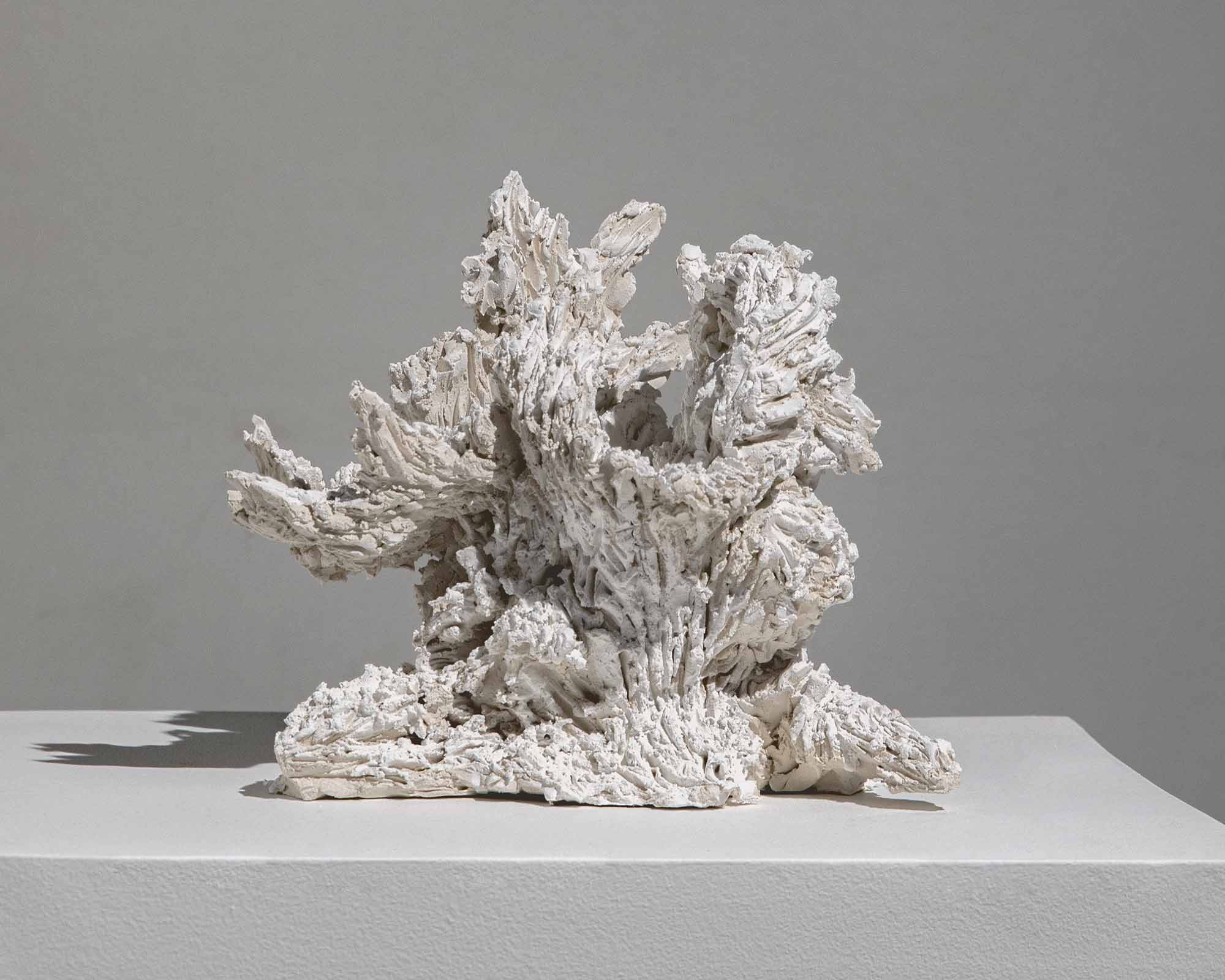 Like heaven on earth #8 Ceramic and pigment 26 x 13 x 24 cm 2022