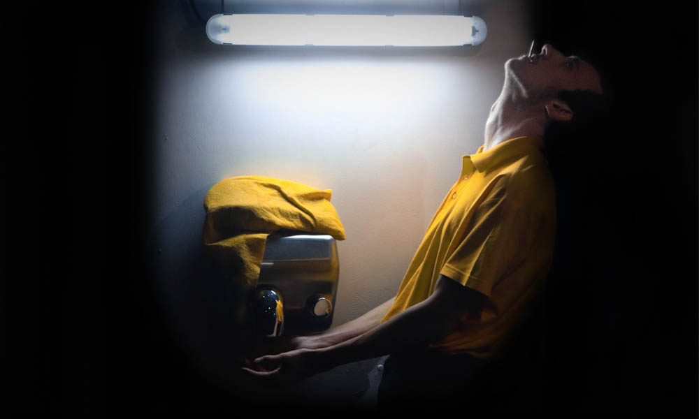 ALLÒ QUE HI HA DESPRÉS DEL DIUMENGE . AMAGA PRODUCTIONS