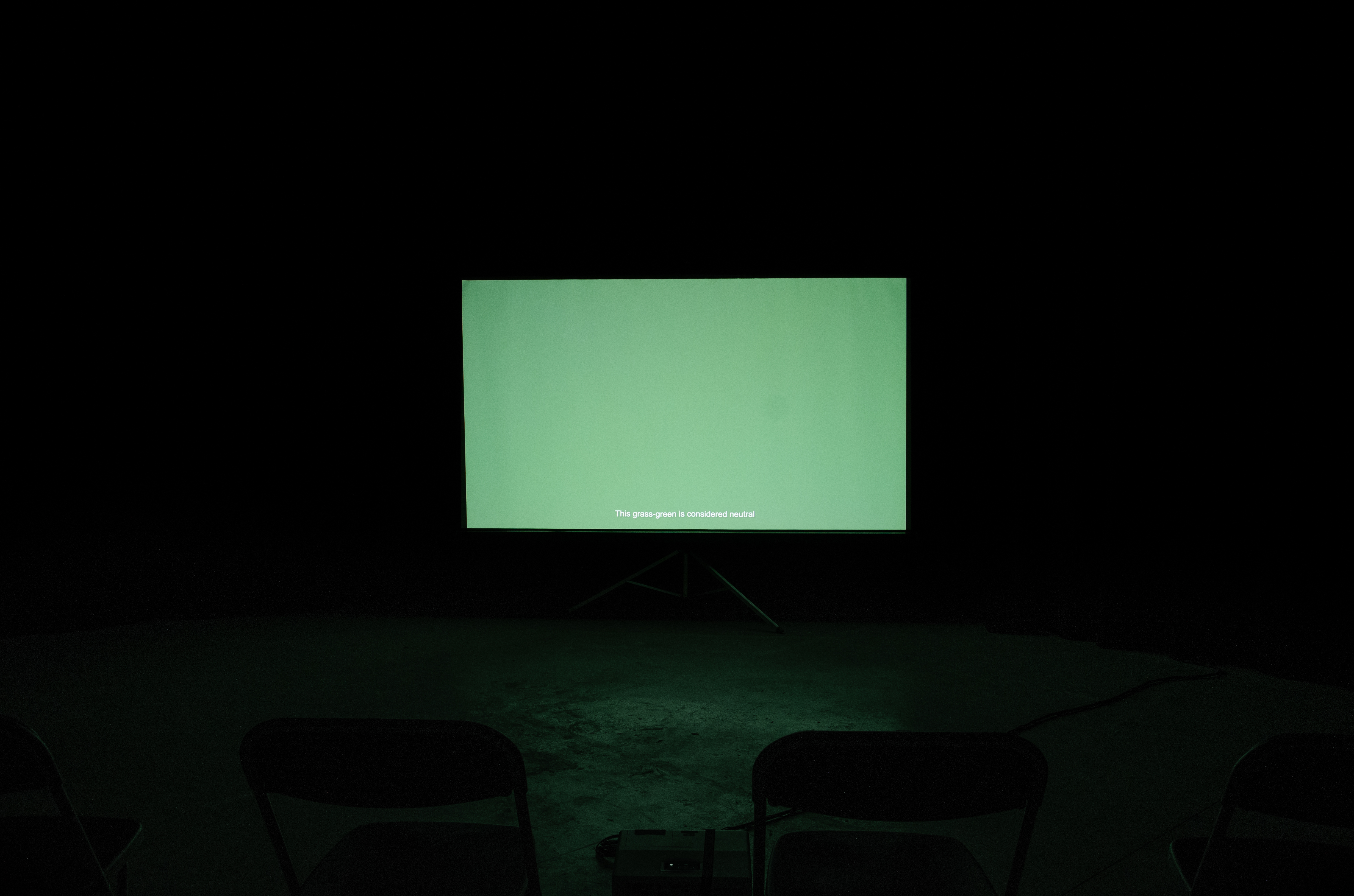 Vista de la instalación Vigor en LUCA School of Arts en Graduation Show 2021, foto de Eva Maria Bouillon