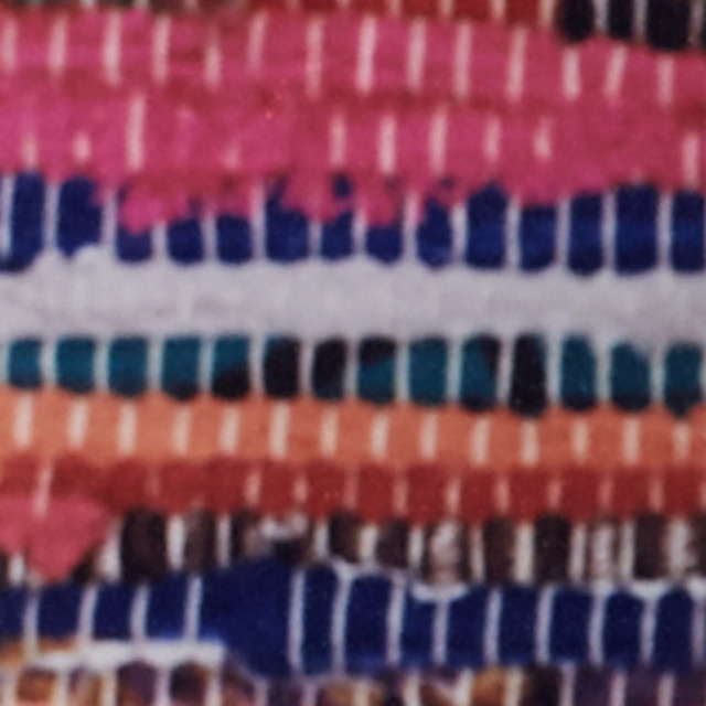 Tubes / Ellen Tamara 