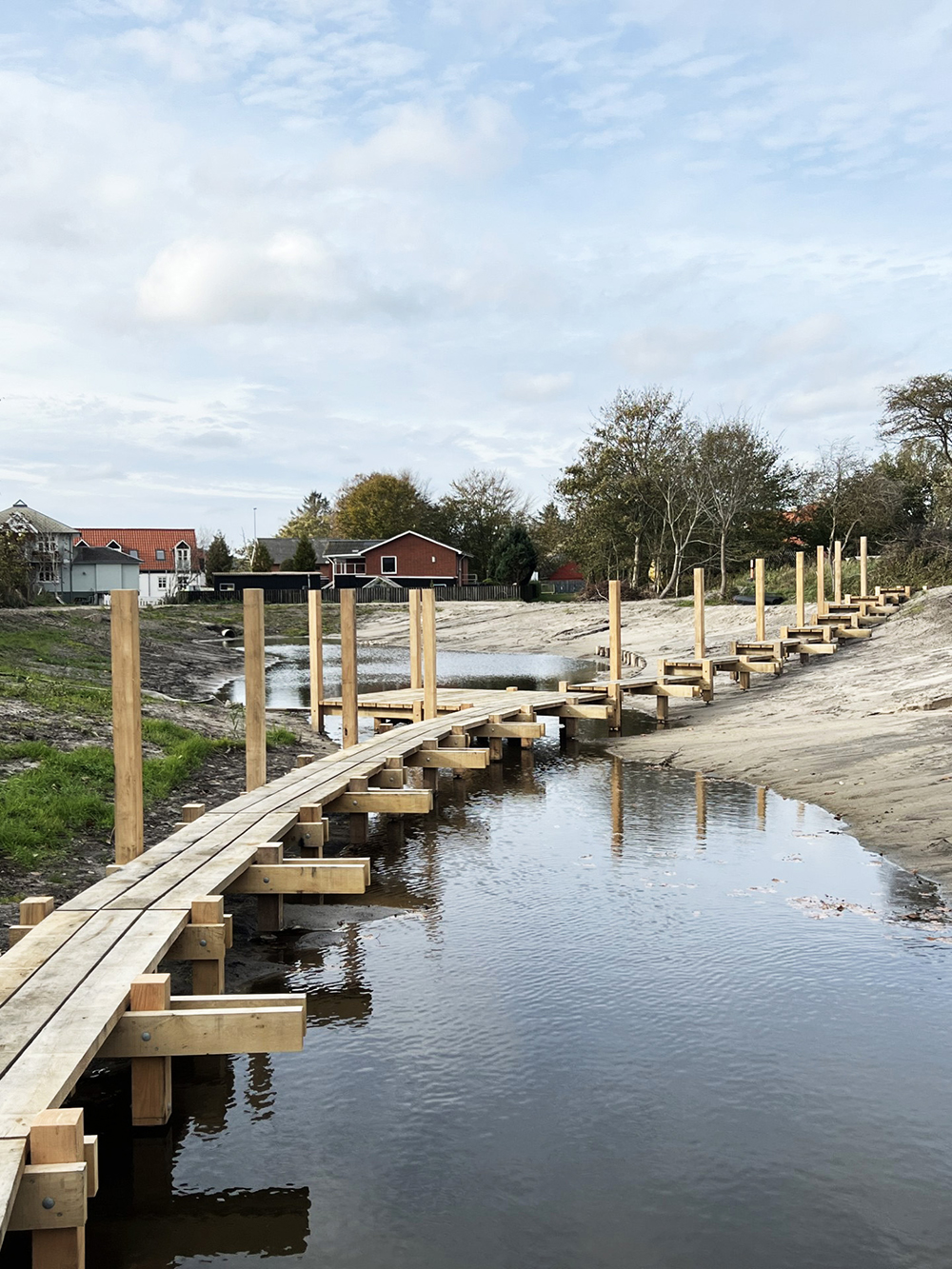 Haven - Bro over regnvandsbassinet