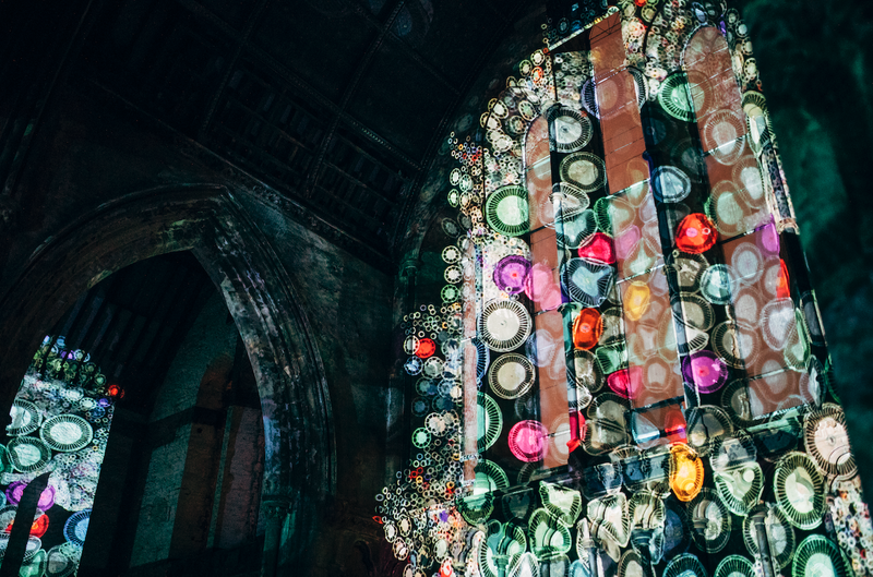Wide shot of Max Cooper’s 360-degree projection setup illuminating the interior of Carlisle Memorial Church during Red Bull Music’s live broadcast.