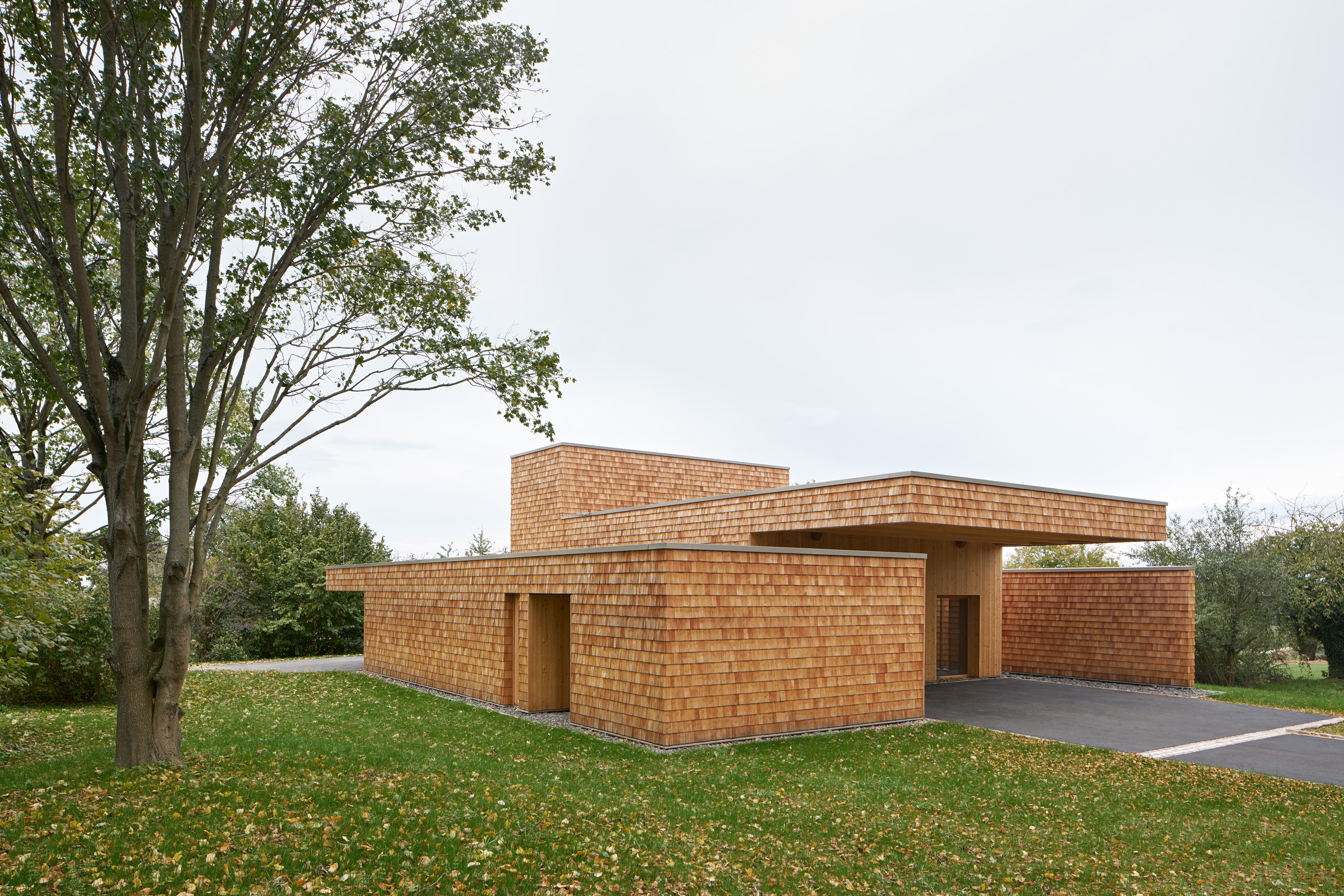 Aussegnungshalle Wolfartsweier. Kunde: Kränzle + Fischer-Wasels Architekten.