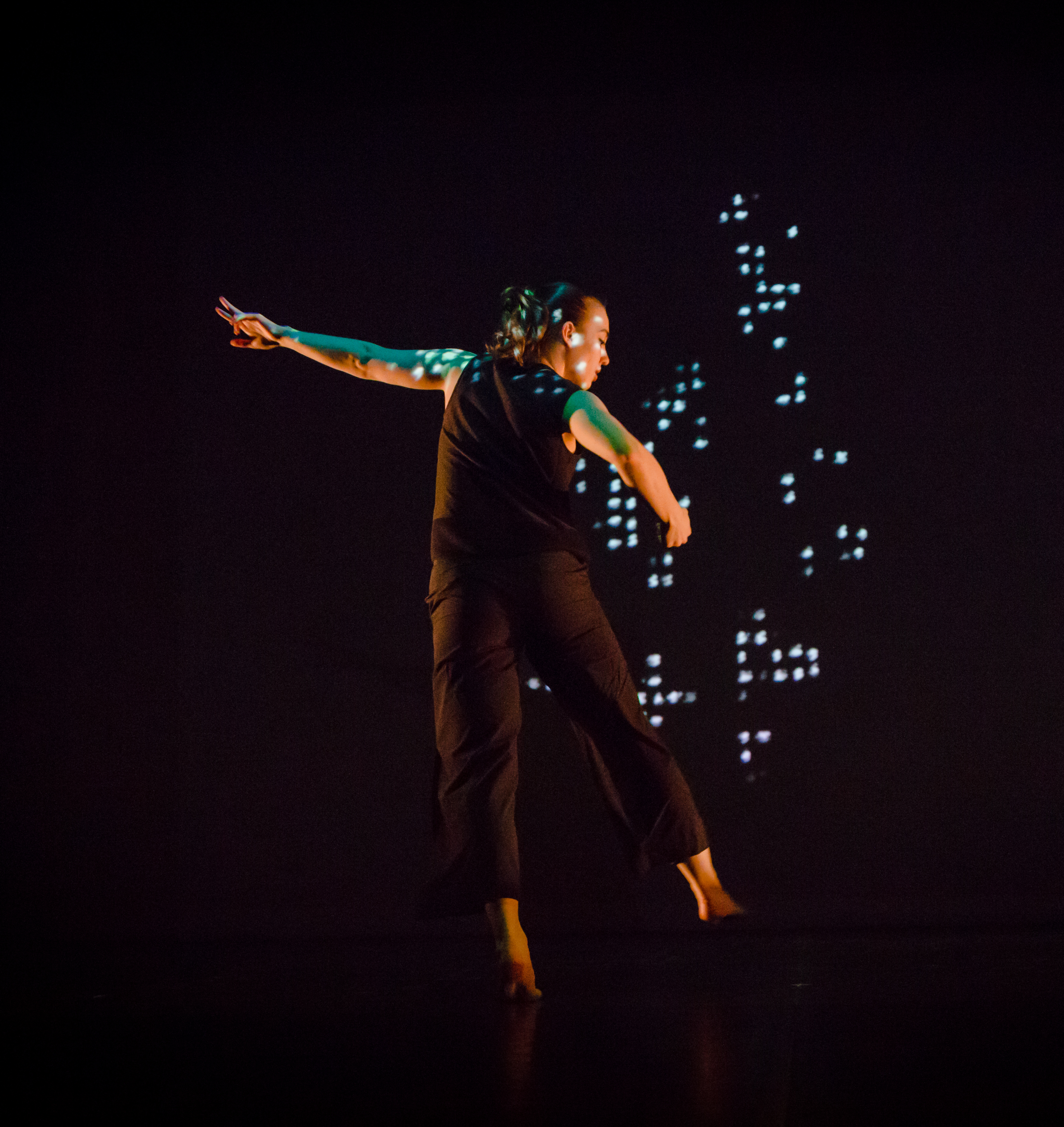 Dancing with My Data: Dancing with My Self, choreographed by Allison Costa and performed at Barnard College’s Senior Creative Thesis Dance Concert, March 2019. Photo by Jo Chiang.
