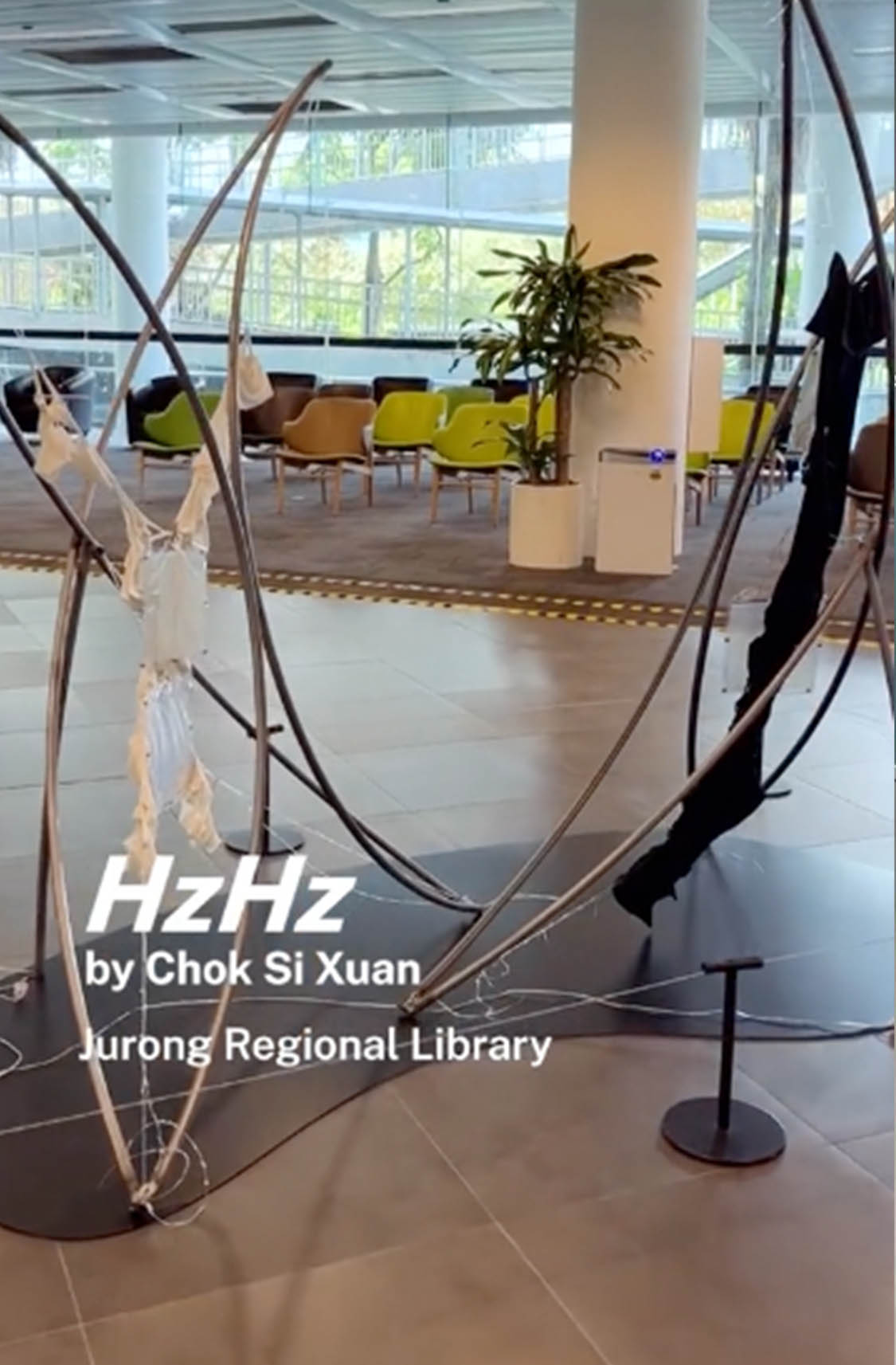 𝘏𝘻𝘏𝘻 by Chok Si Xuan