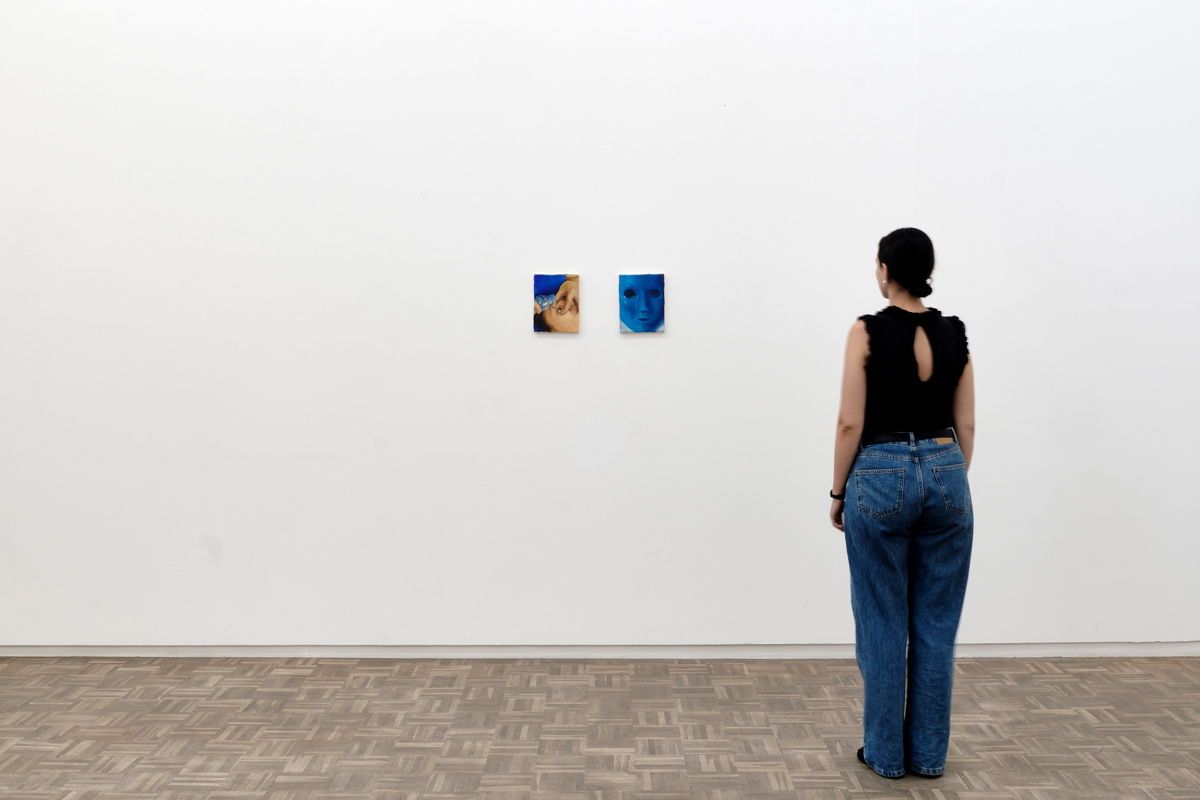 Annabelle Agbo Godeau, Eyewash (2) (left) & Rejuvenate (right) (2023) | Oil on canvas, 23.5 x 18.5 x 2 cm (each)