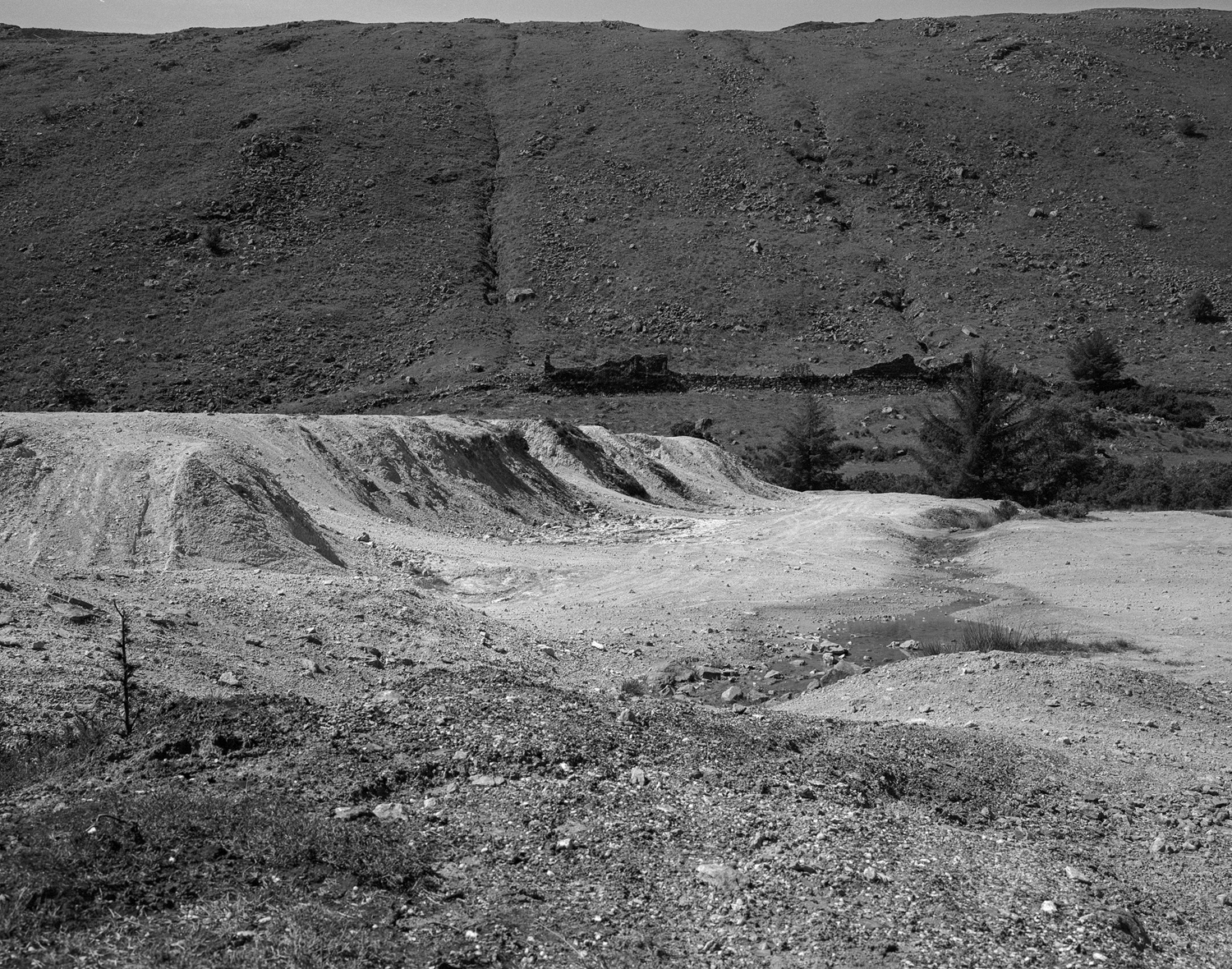 untitled (riverway), 5x7" silver gelatin print on expired paper