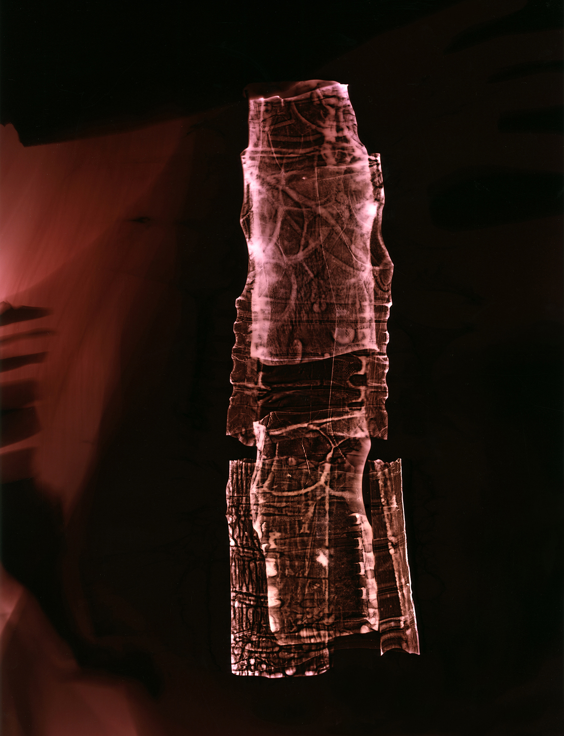 JOINING BOTTLES, Micaella Pedros