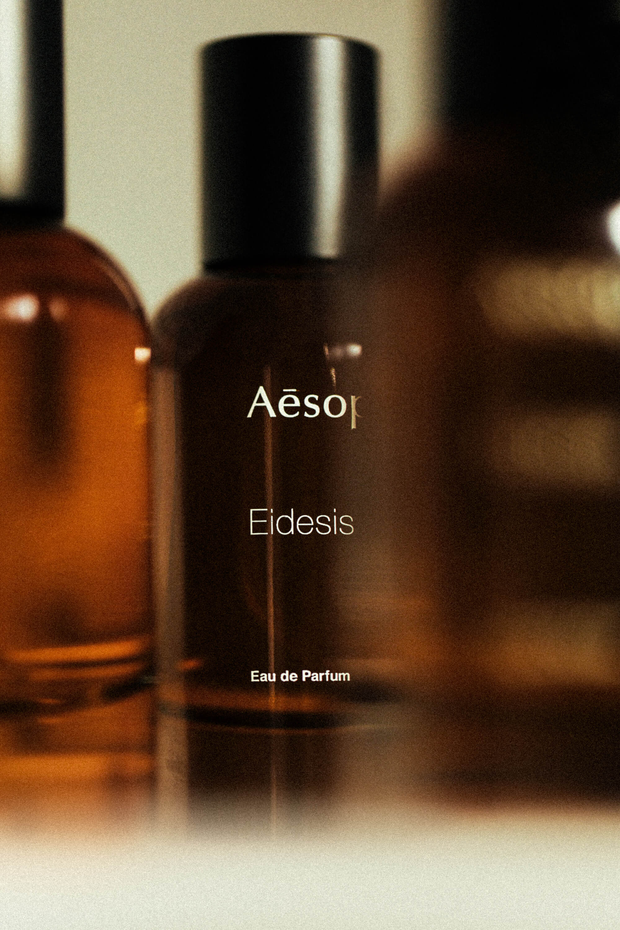 aesop, eidesis eau de parfum - texture on texture