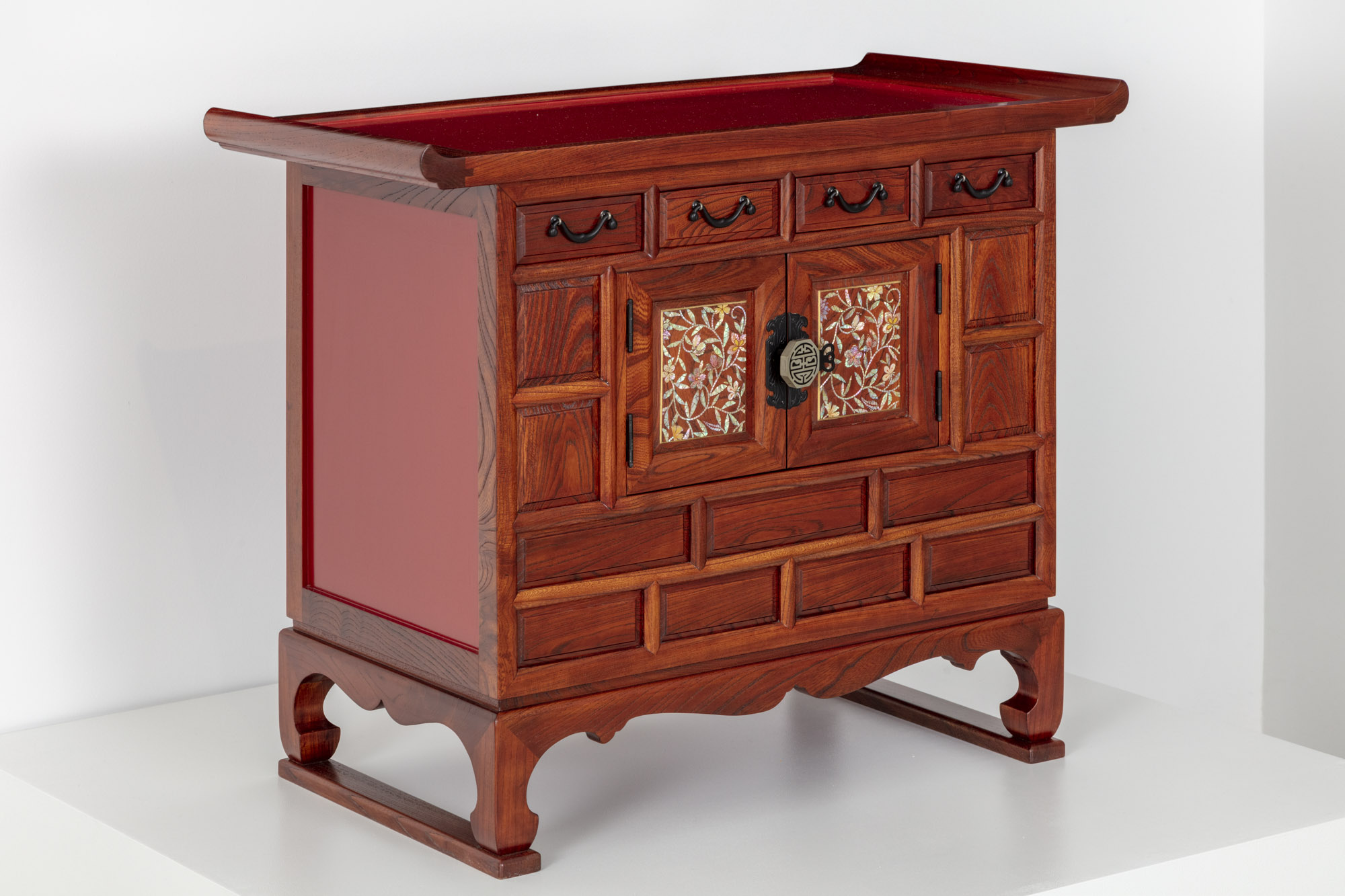 ArijianWild Flowers P01-1Korean mahogany, Korean zelkova, mother-of-pearl, lacquer24 1/8 x 14 1/8 x 23 5/8 in61 x 36 x 60 cm