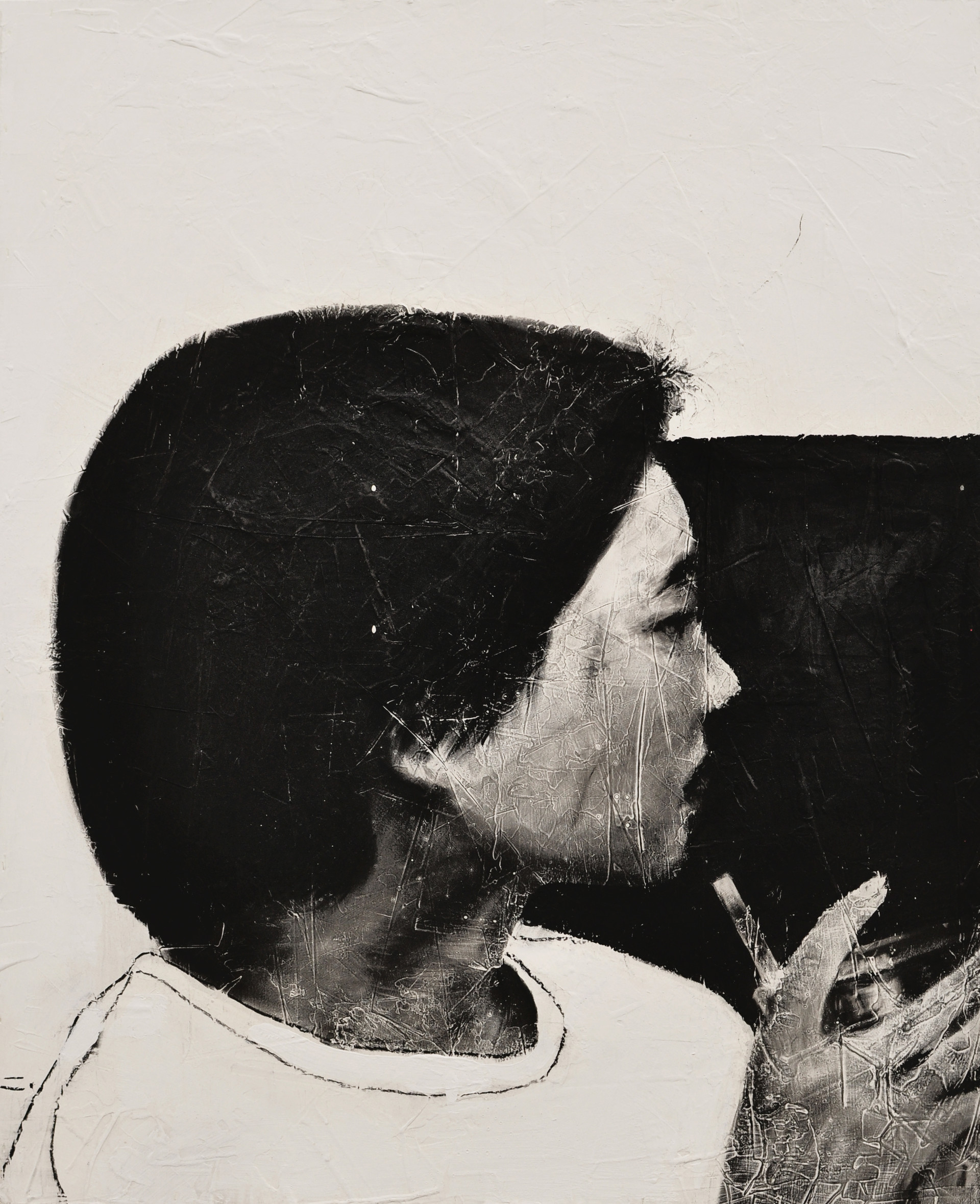 Short-haired lady at caf&eacute;, 2016, charcoal, industrial paint on abandoned wood panel, 72.7*60.6(cm)