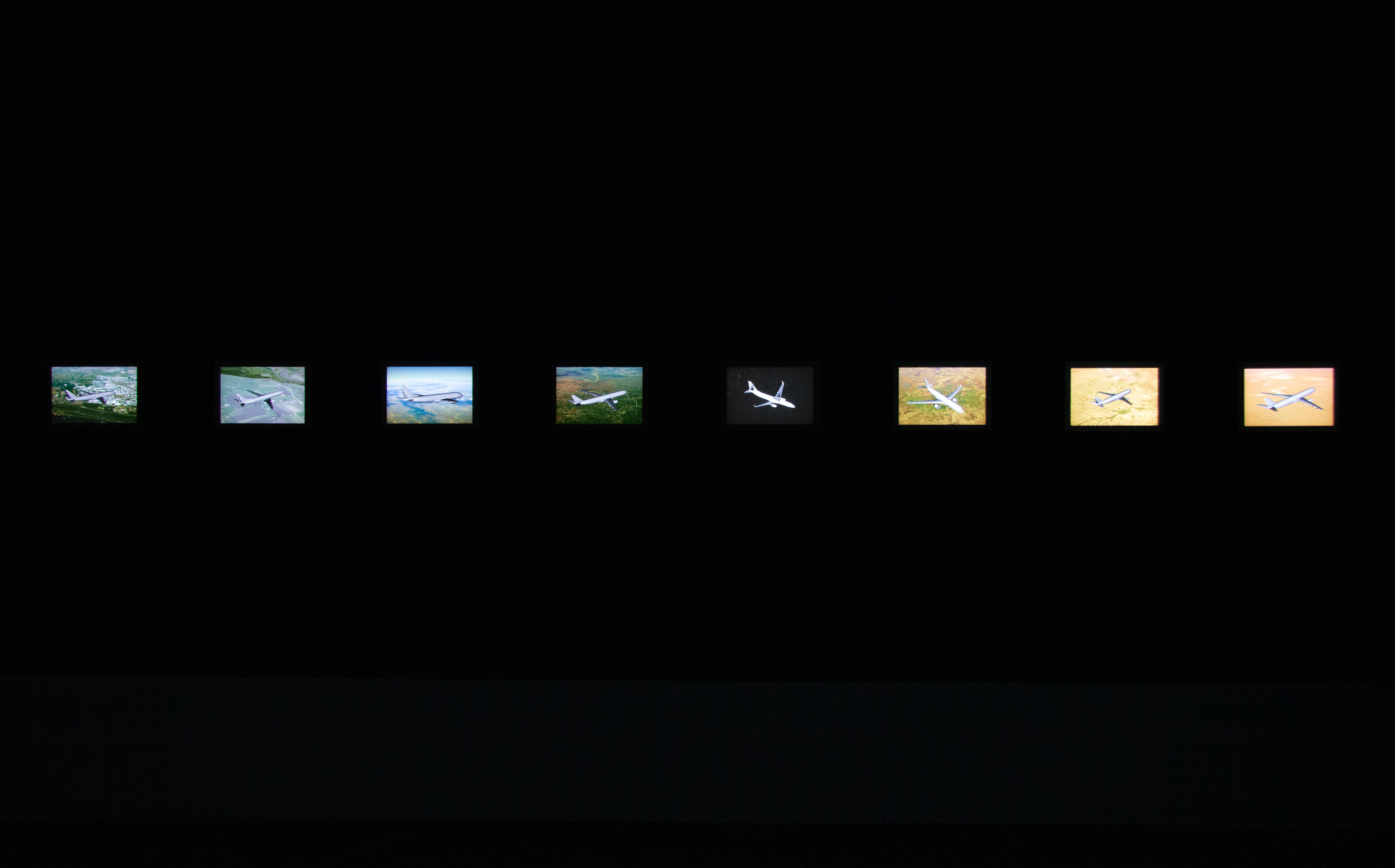 The Myth of Return (The Empty Bench x Flights I Could Have Taken), Verbeelding, Nederlands Fotomuseum, Rotterdam. 2022