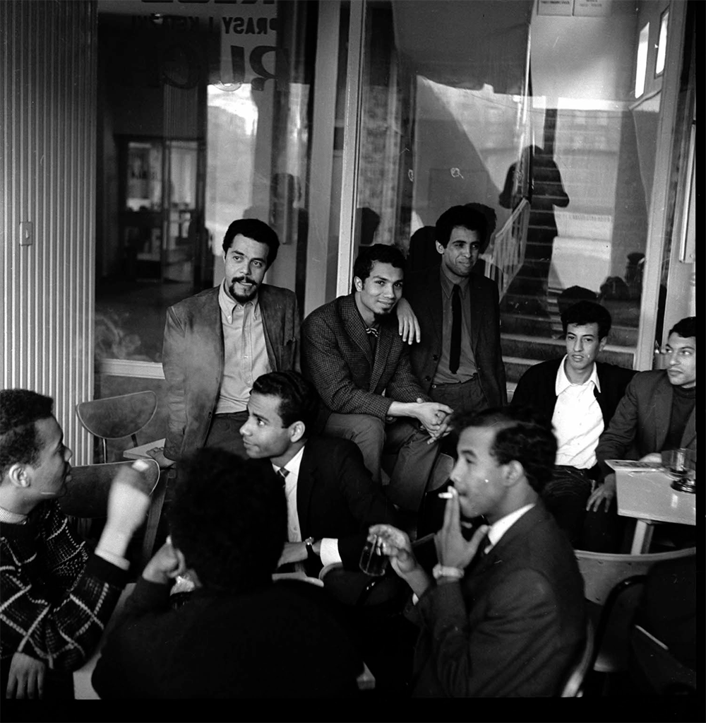 Karim Idriss, Abdelkader Lagtaa et Aziz Sayed au Club africain de Lodz pour un meeting de soutien au peuple vietnamien, organisé par l'UNEM (Union nationale des étudiants du Maroc, section de Pologne), mai 1967, Abdelkrim Derkaoui