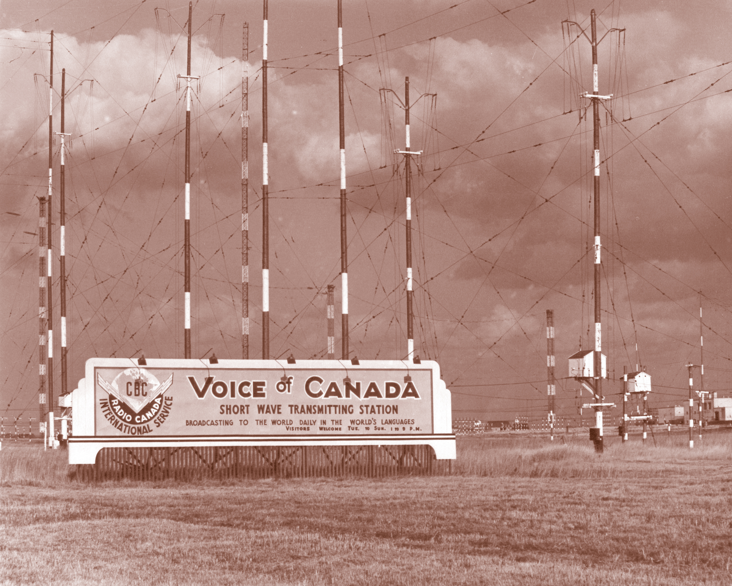 Tuning to "The Voice of Canada" [...], 2022. found image, ephemera.