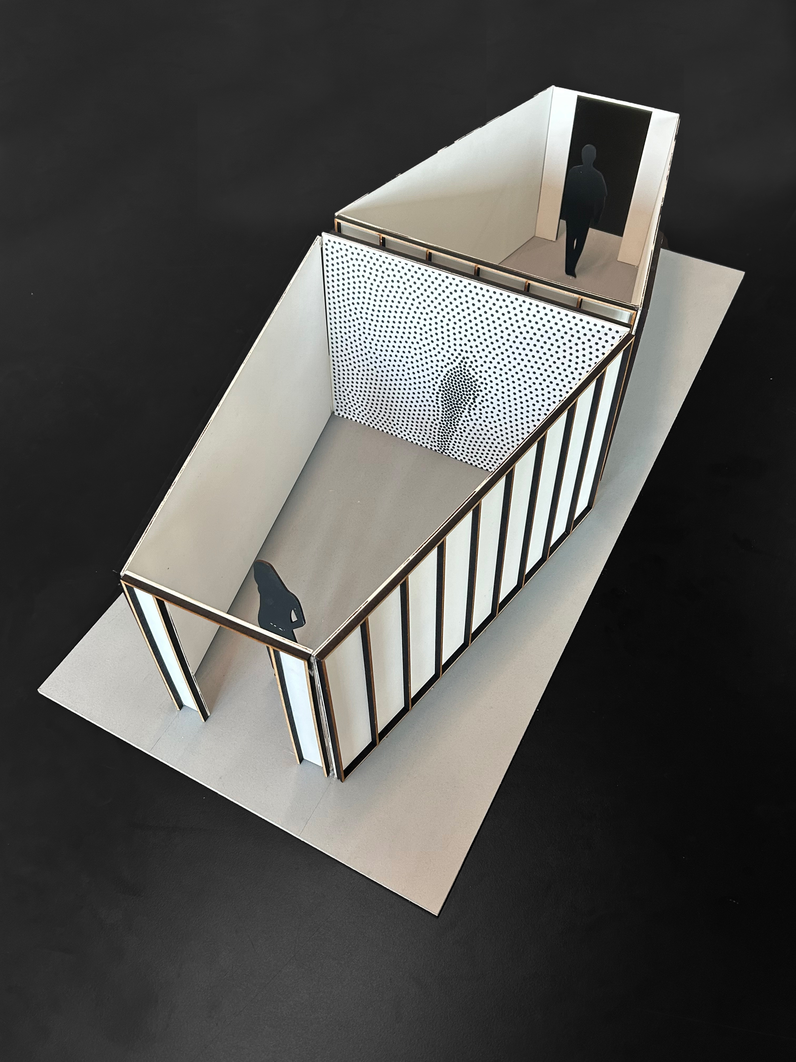 A maquette of Communal Séance