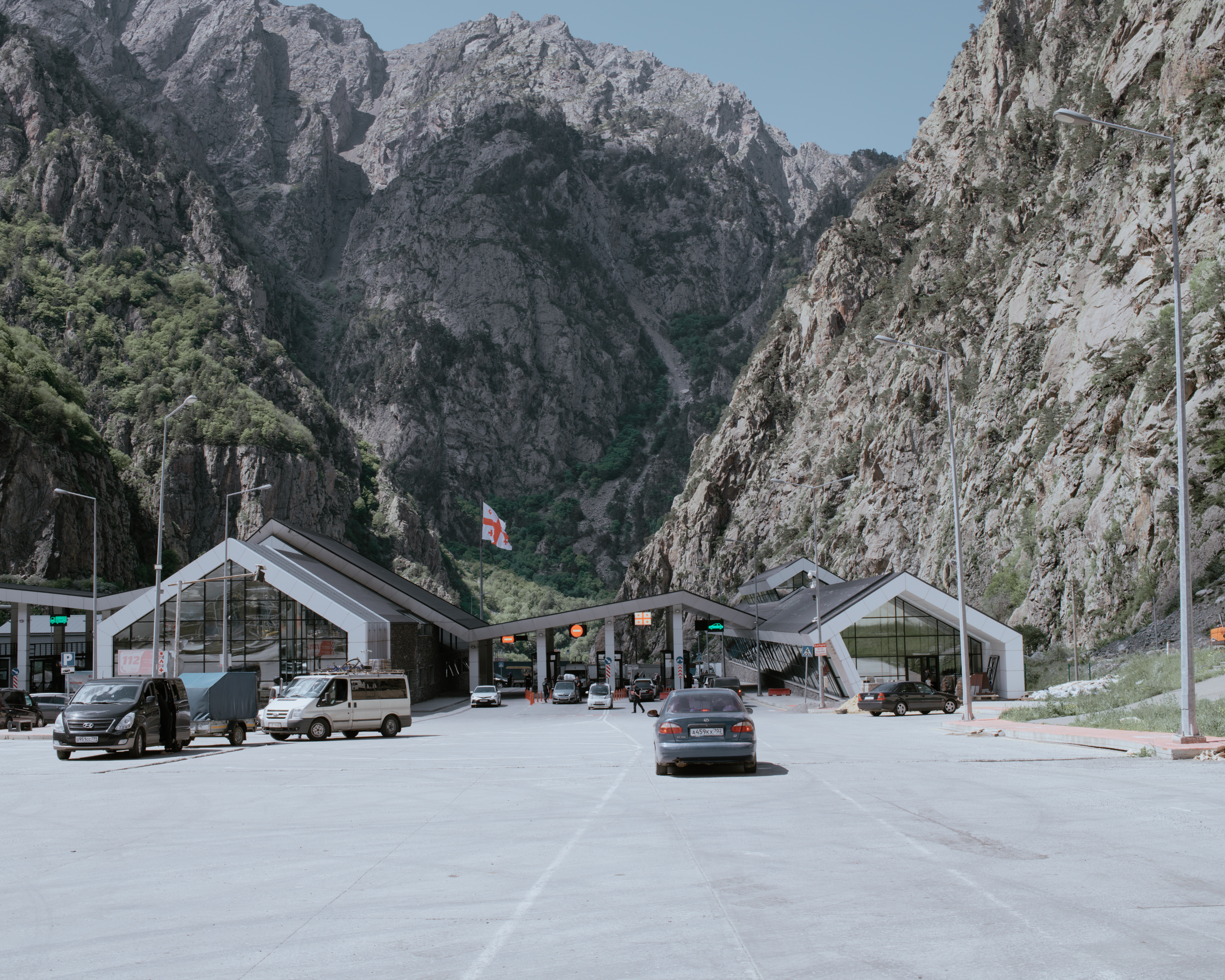 Cars cross the Lars checkpoint, the only land route across the Russian-Georgian border