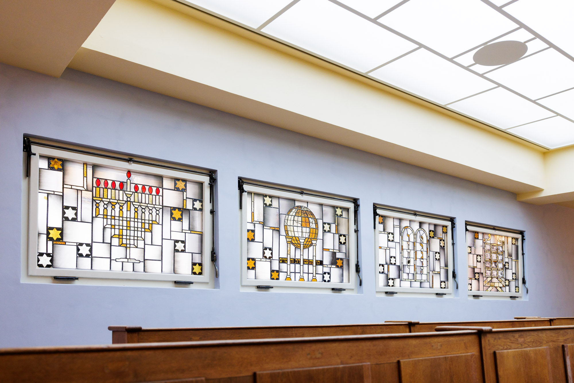 Wiederhergestelle Glasfenster nach den Entwürfen von 1931