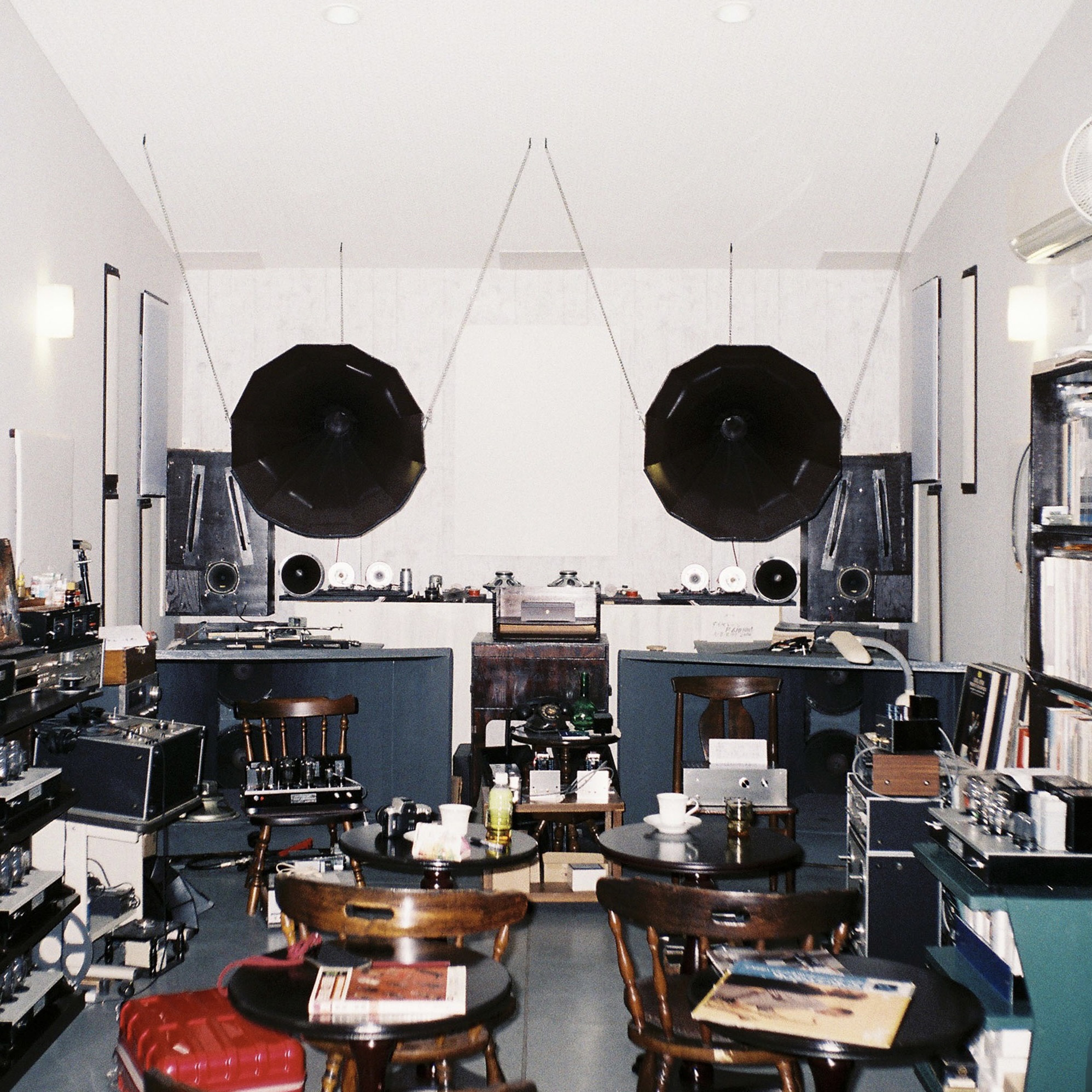 From Collecting Junk to Making Amplifiers, Sound Life Harmony