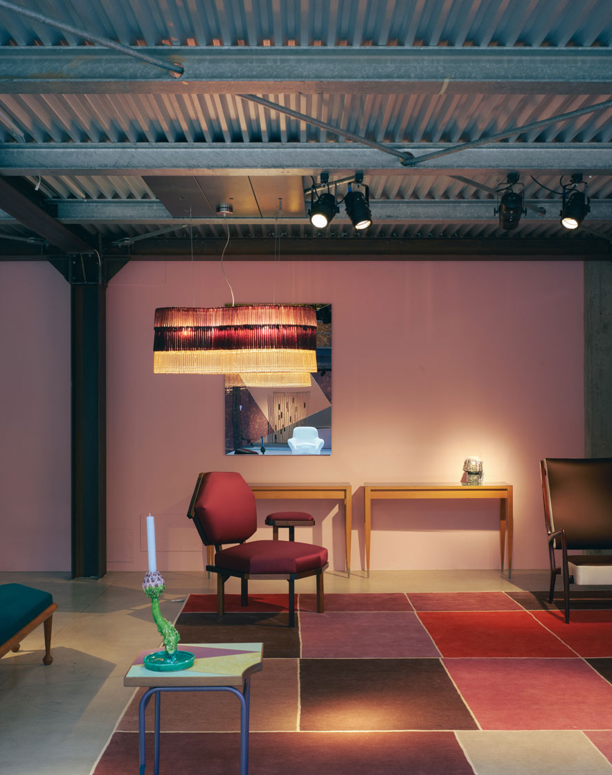 NILUFAR  - MILAN - ITALY