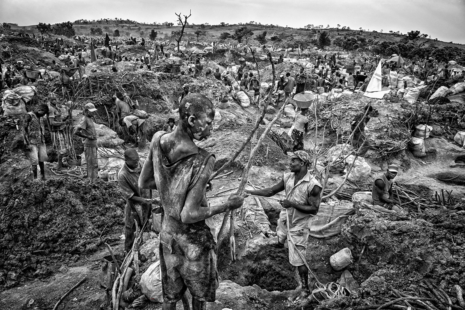 © Hakim TAHI L’or et la sueur, 2025