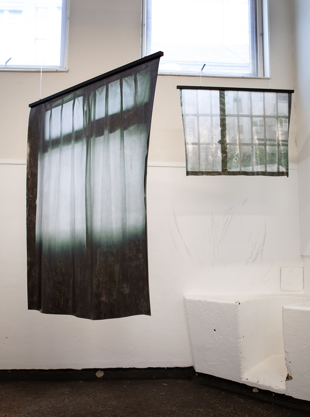 (Right) Angled Sunlight and Safety Net & (Left) No window, 3pm and Bird dropping
