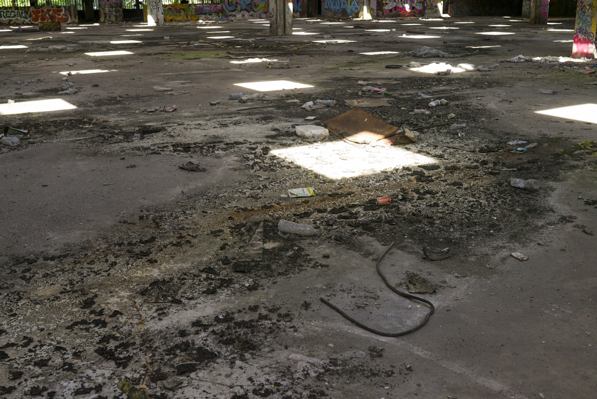 saint-denis | items of unknown provenance