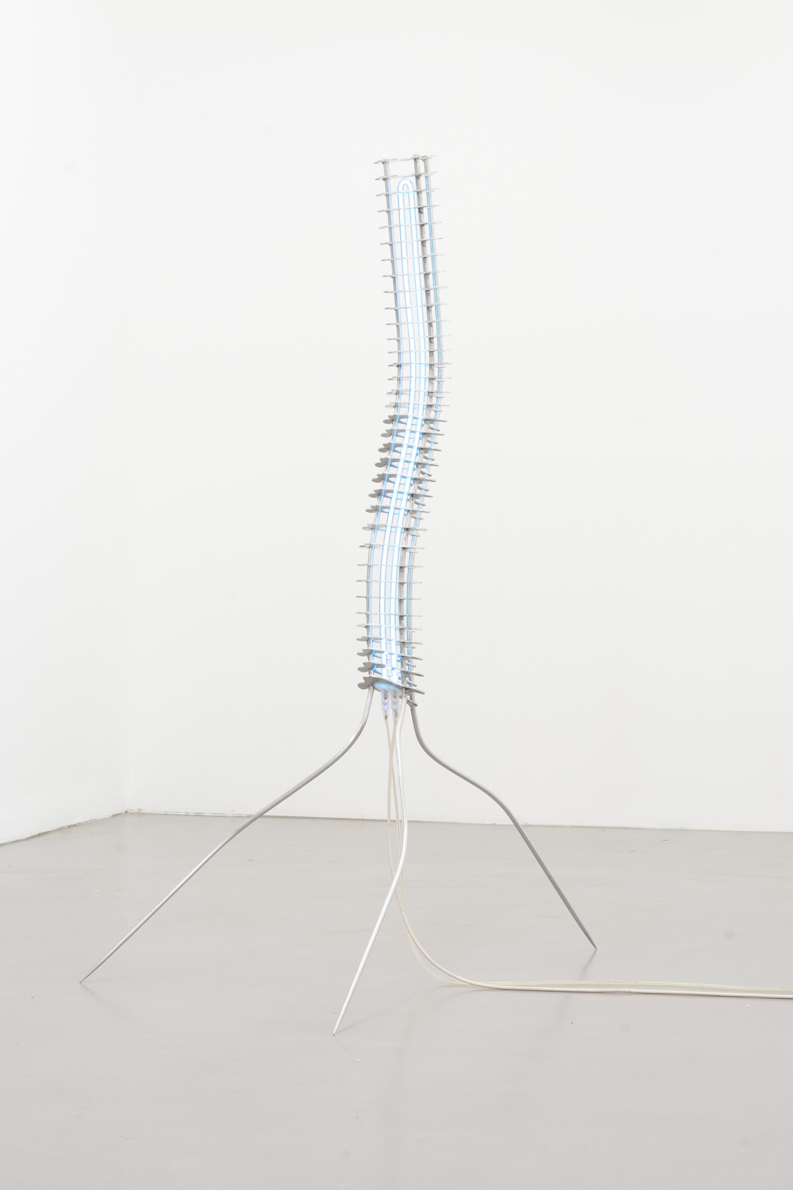 Zap, aluminium, glass, argon, mercury, transformator, SLA 3D-printed resin, electrical wiring, 2021