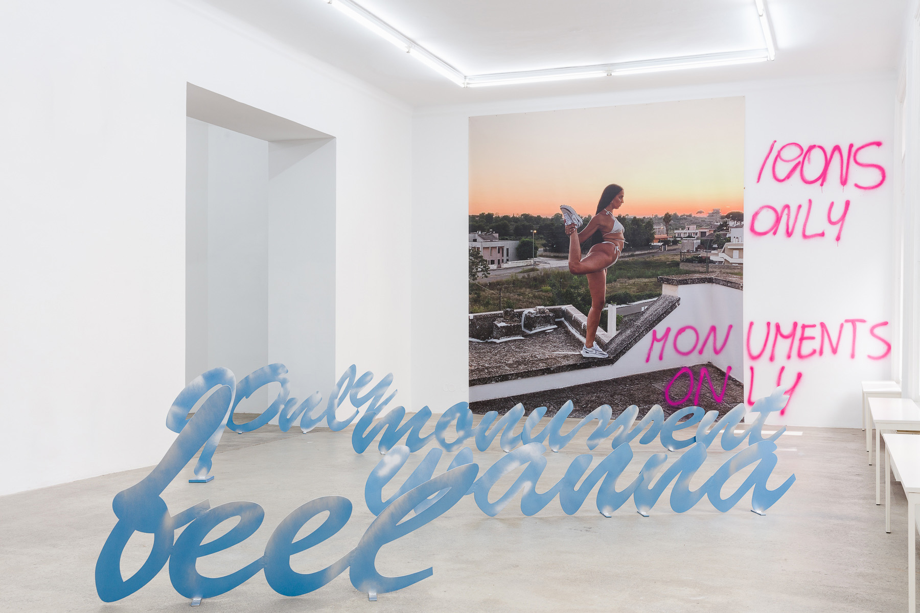 SAGG NAPOLI, ONLY MONUMENT I WANNA FEEL, 2019. Part of “Radical Self Love” curated by Nicoletta Lambertucci. Sophie Tappeiner Gallery, Vienna 2019. Courtesy of Sophie Tappeiner, Vienna.