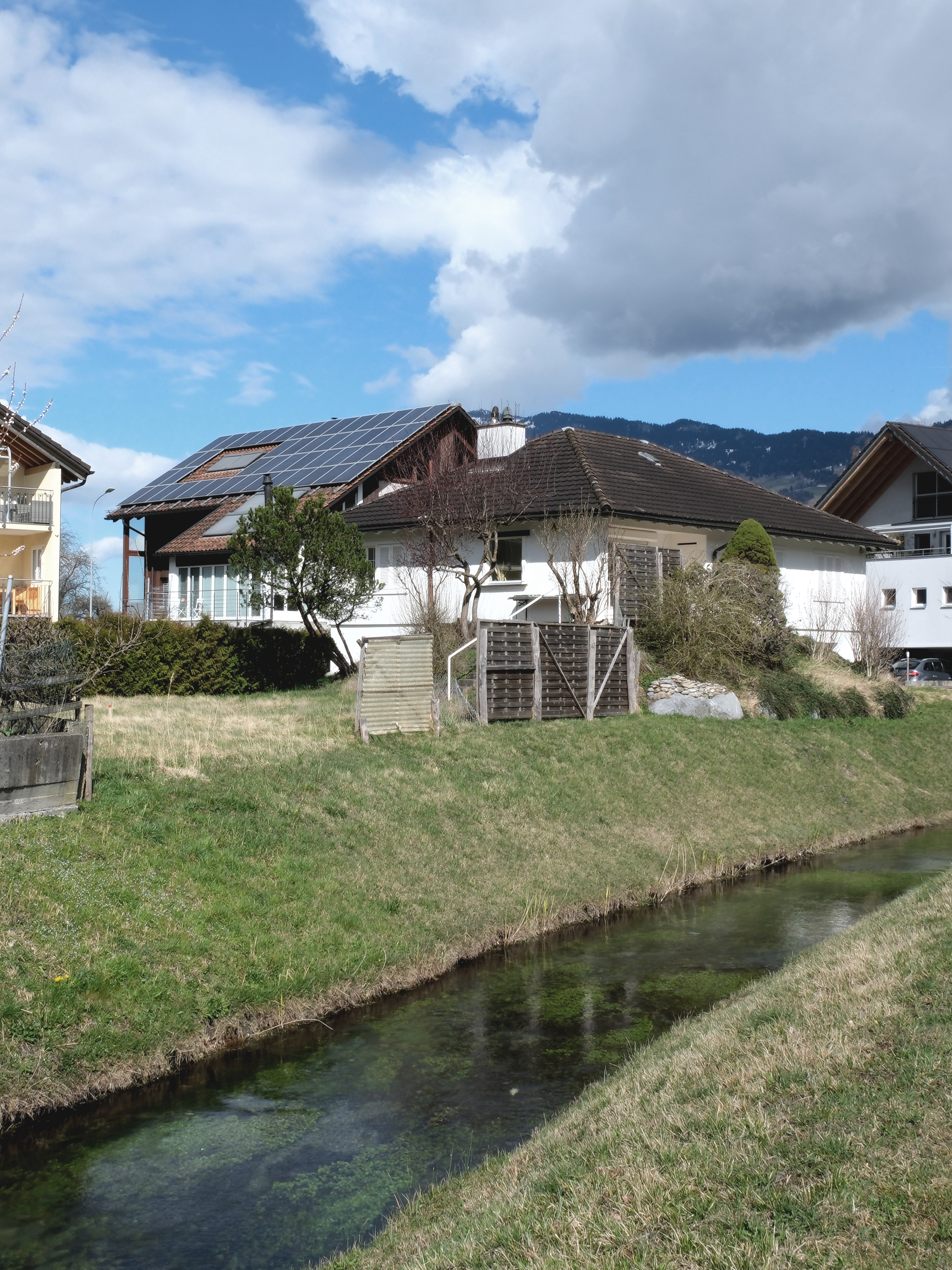 11.03.24 - Abbruch start. Ein letzter Blick auf den Bestand in Balzers.