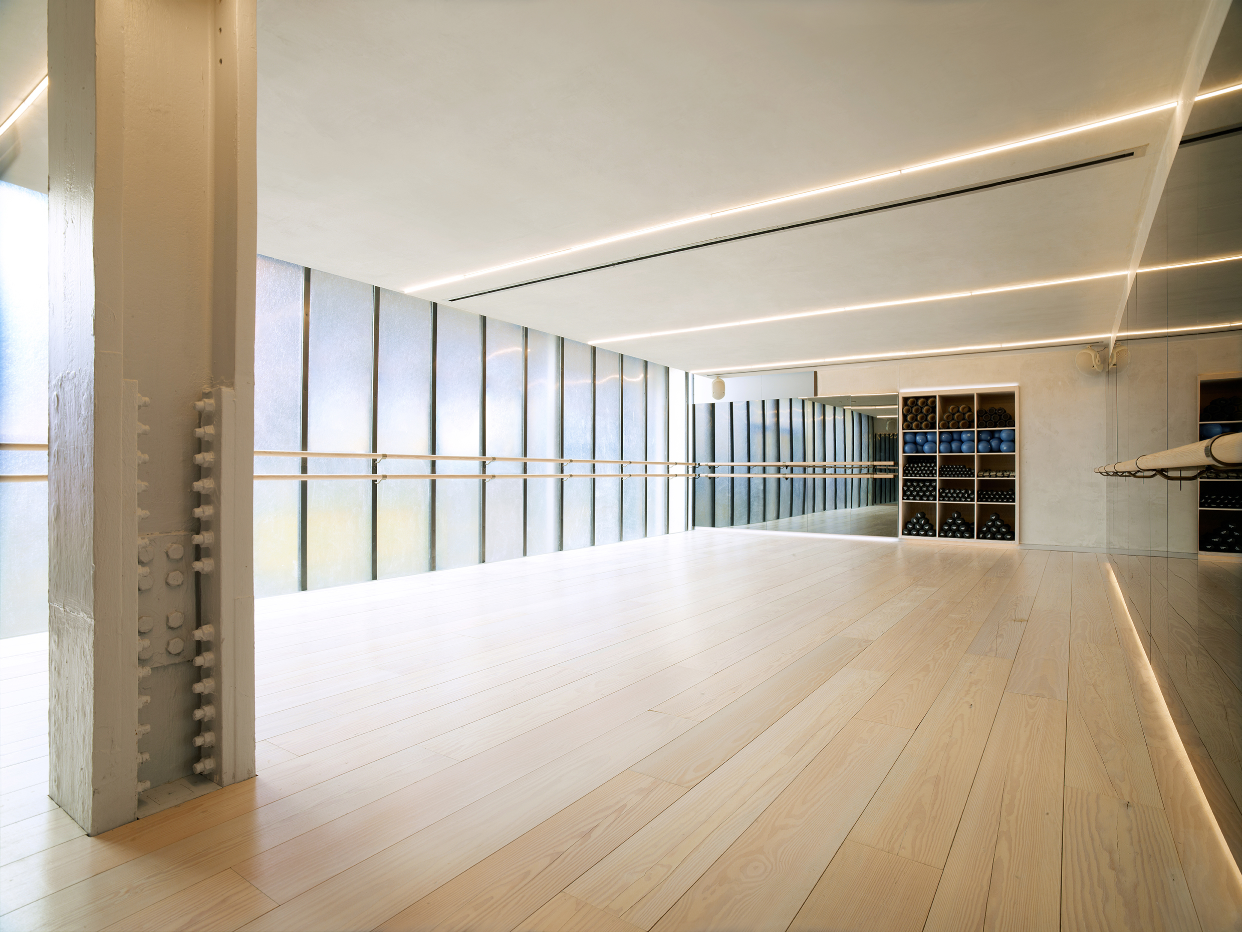 Shoreditch studio 1; douglas fir floor