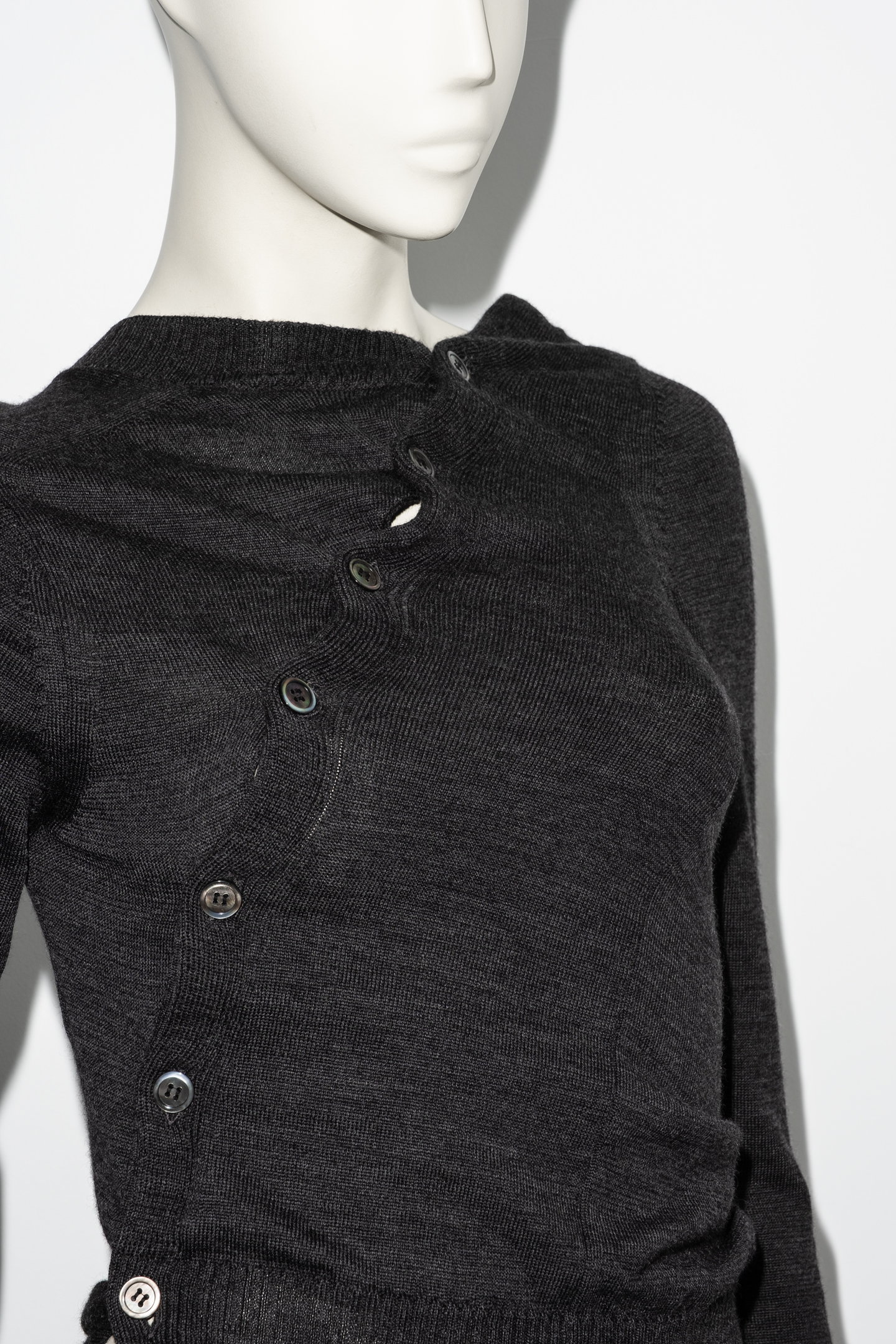 JUNYA WATANABE TWISTED CARDIGAN A/W 2007 - ninetwofive JUNYA WATANABE TWISTED CARDIGAN A/W 2007 - ninetwofive