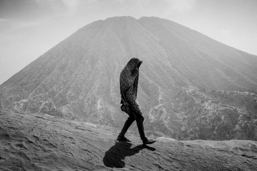 Men, Mountains and the SeaRony ZAKARIA