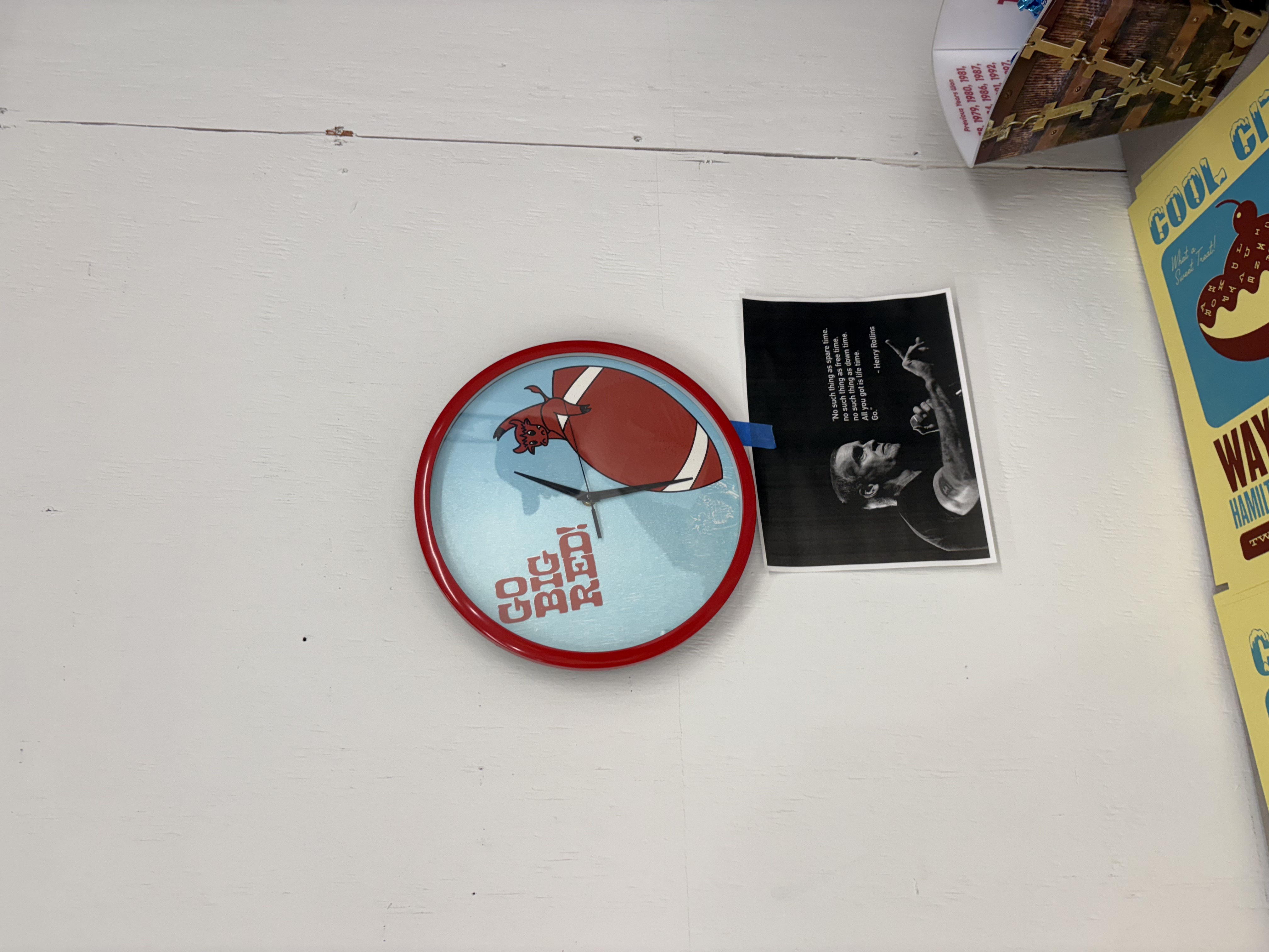 Alex Quintanilla's vintage clock designed by him, in his studio