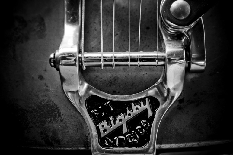 Guitar Photography by José Enrique Montes Hernandez 