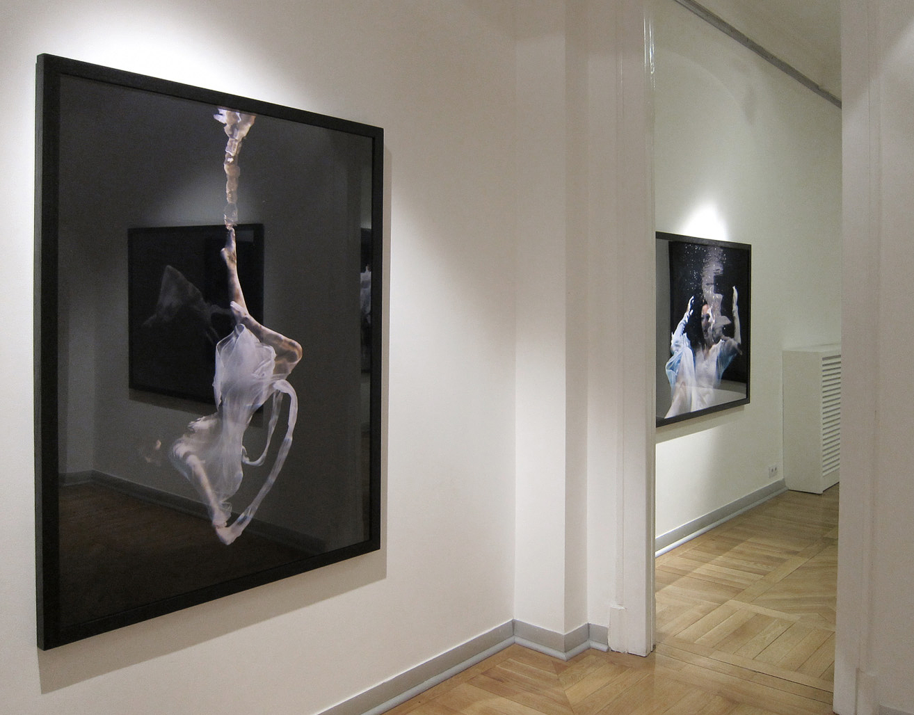 Solo "Whispering Waters" CDA Projects, Istanbul, Turkije 2010