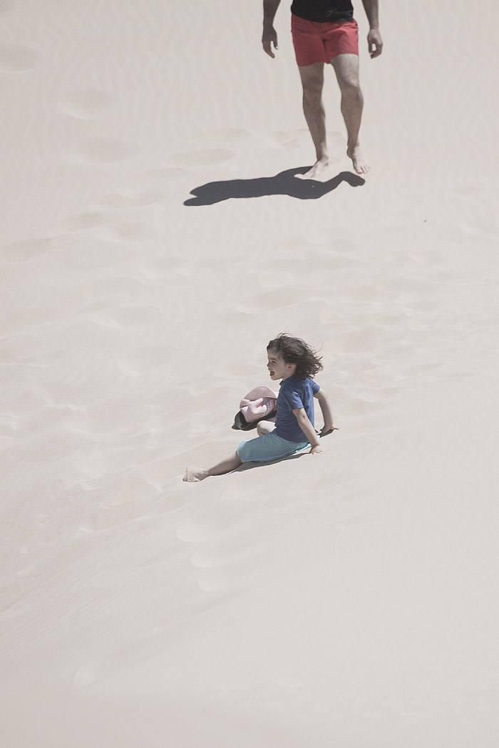 Foto serie Aire Playa de Bolonia arena hija padre