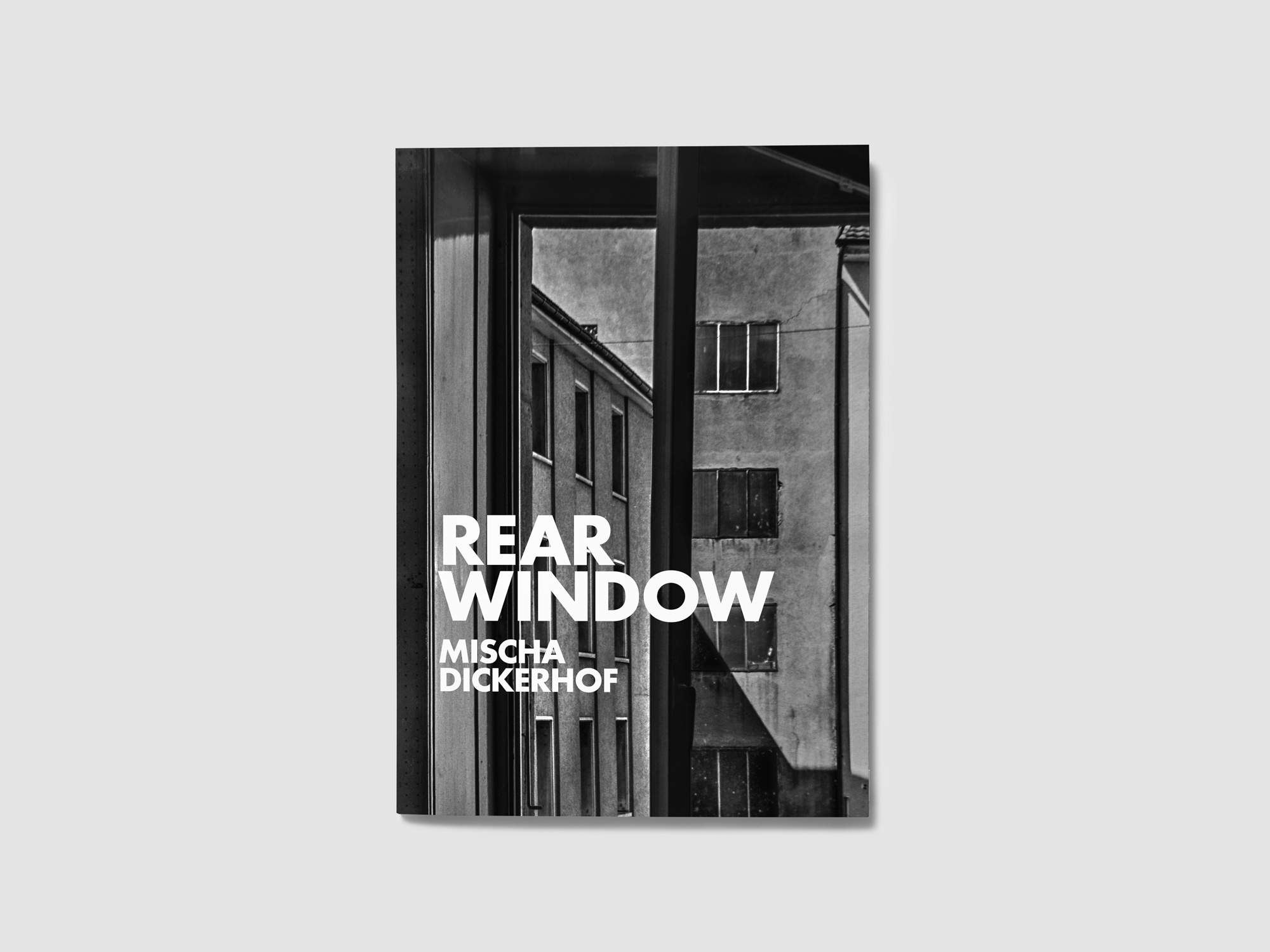 Rear Window / Mischa Dickerhof / Bergtatt #03