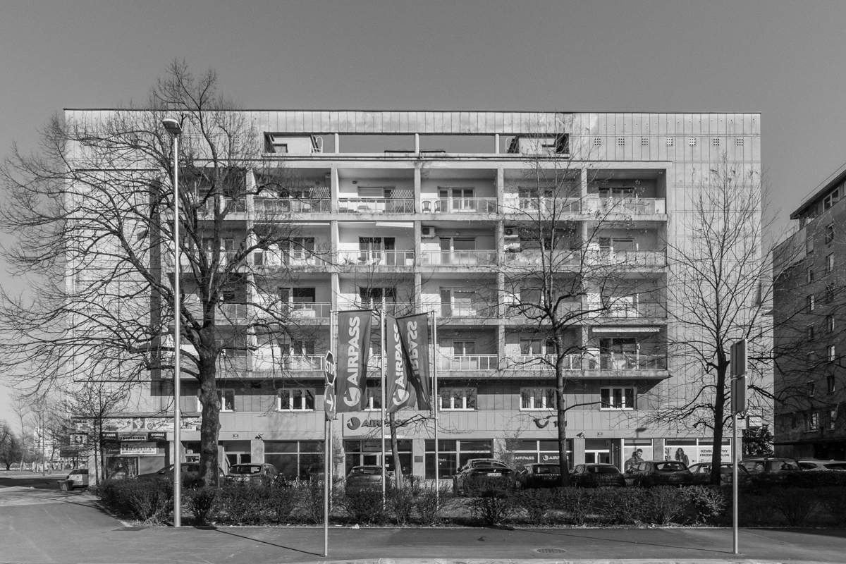 Stanovanjska stavba in nekdanja uprava GP Tehnika, Ljubljana / 1958, Emil Medve&scaron;ček