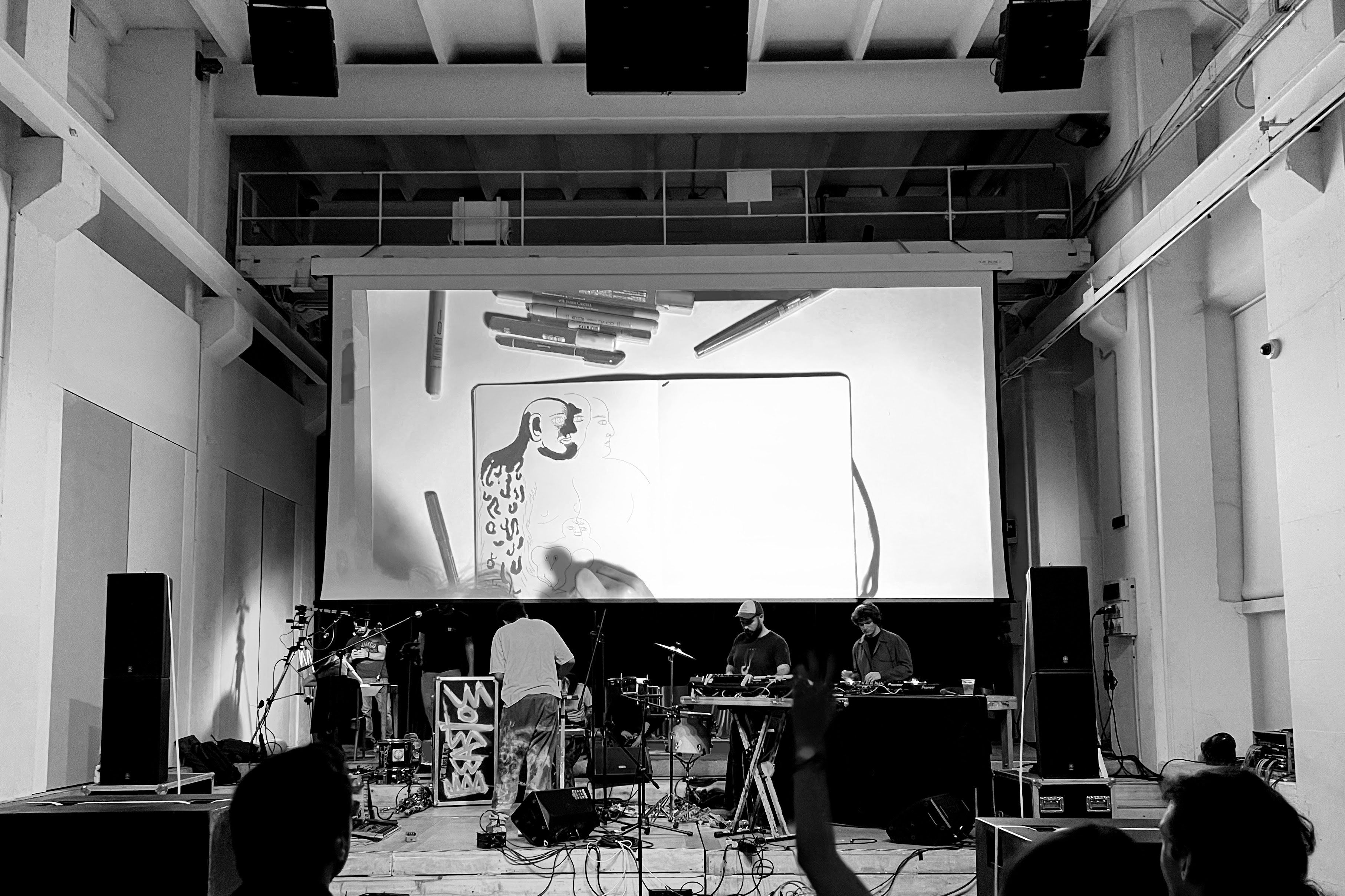 Live painting di Sarah Mazzetti @ Paw Chew Go. Milano, 6-5-23